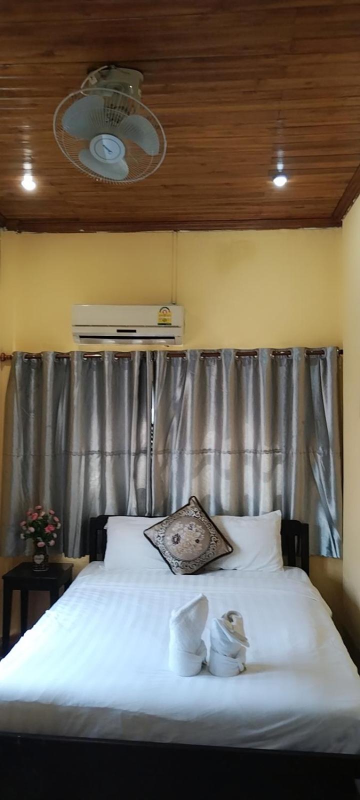 Phanh Tha Sone Guest House