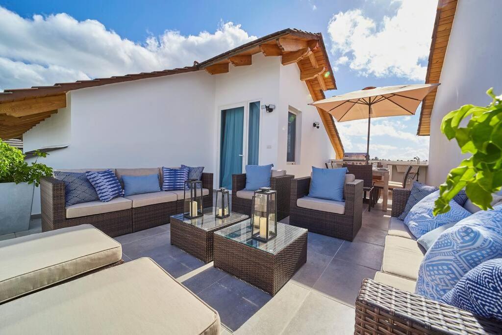 New loft duplex with rooftop deck
