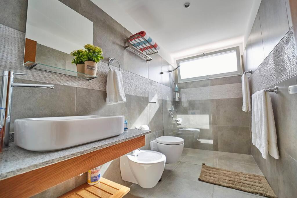 New loft duplex with rooftop deck