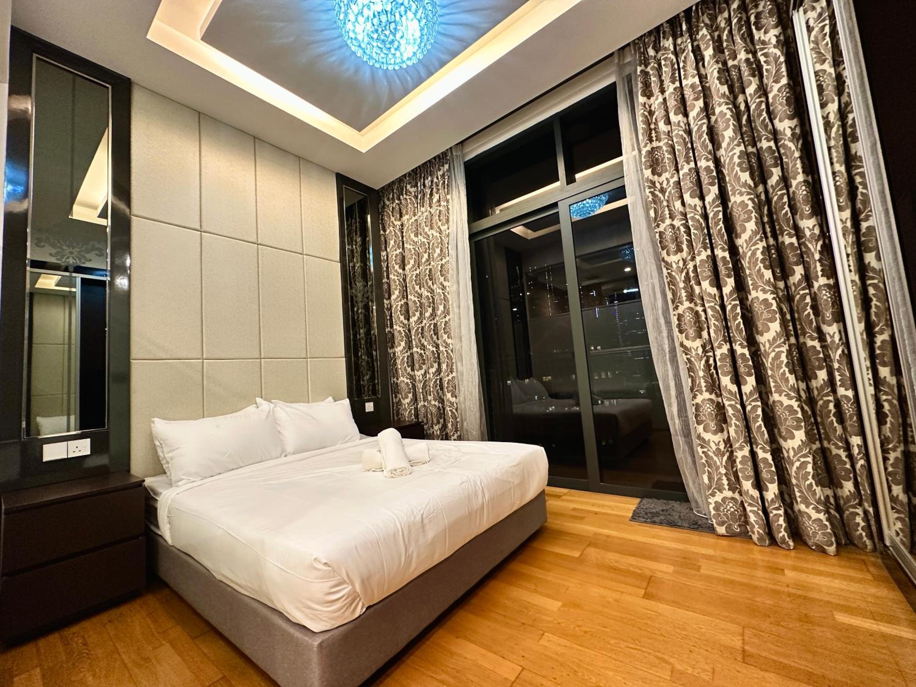 Dorsett Bukit Bintang with Bathtub by Prestige