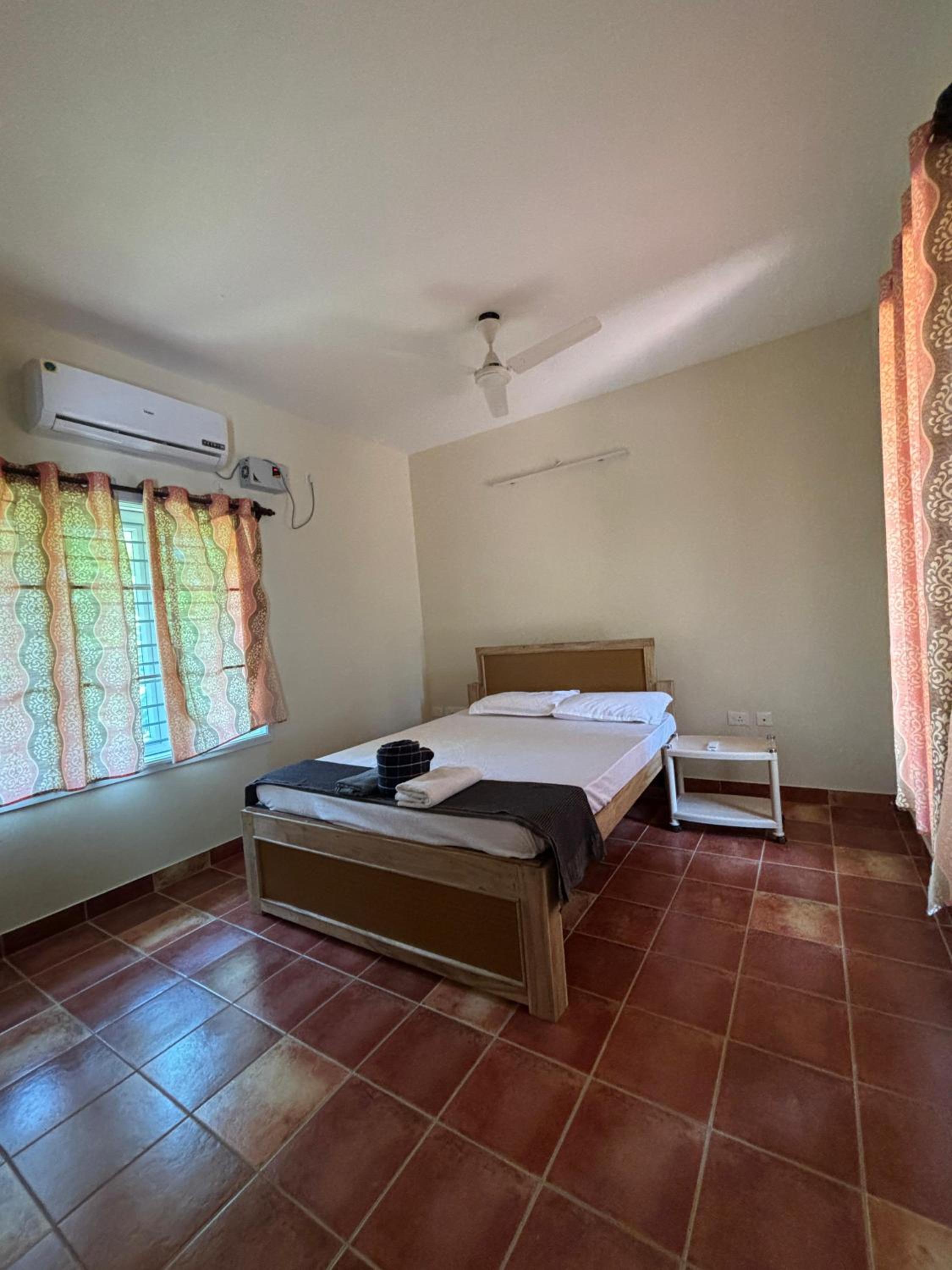 PeAcE AurA Mal's villa In AuRoViLlE view 2