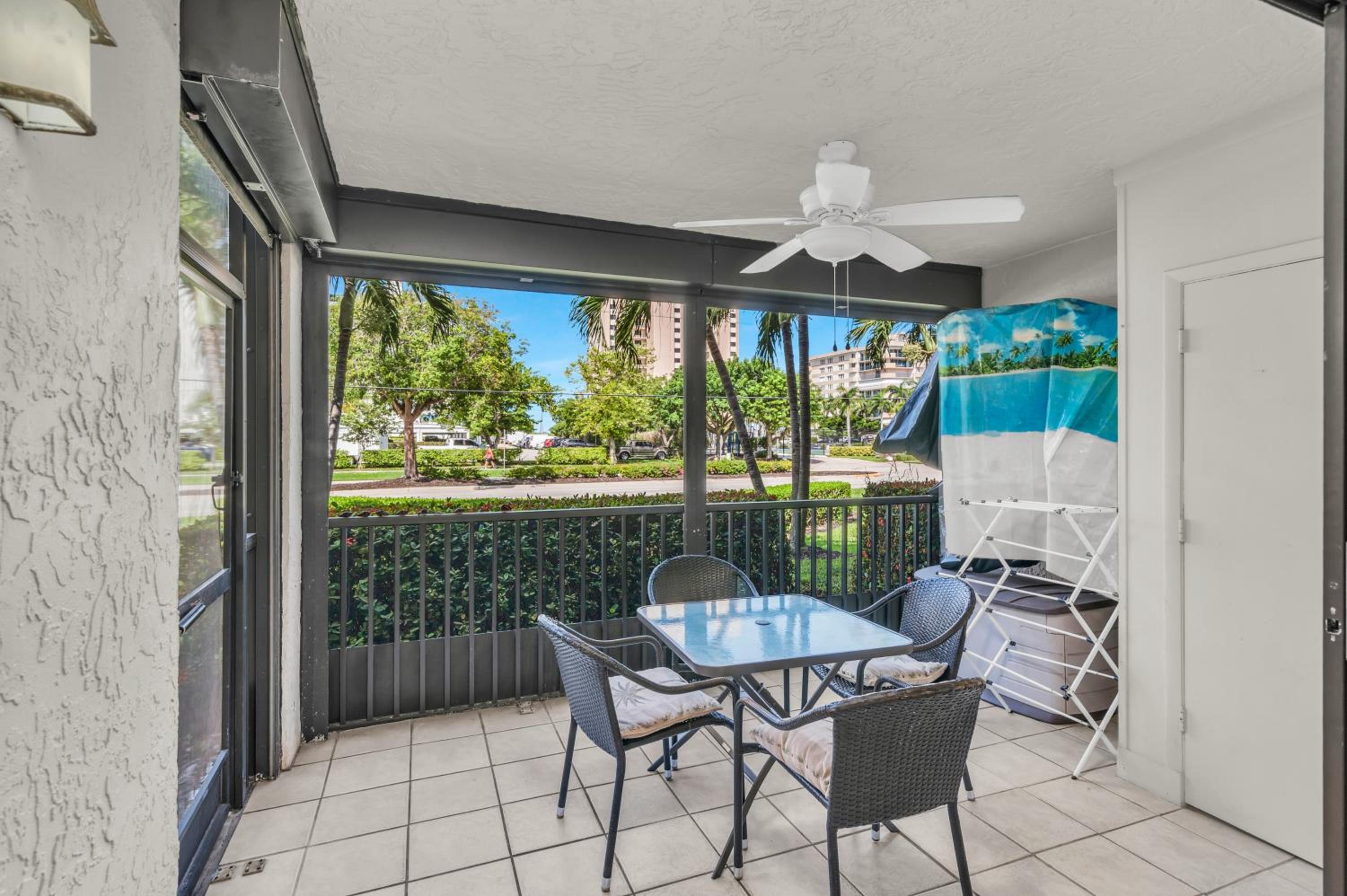 Prime Location I 2 Bed Setup Directly Across Street From South Beach Access