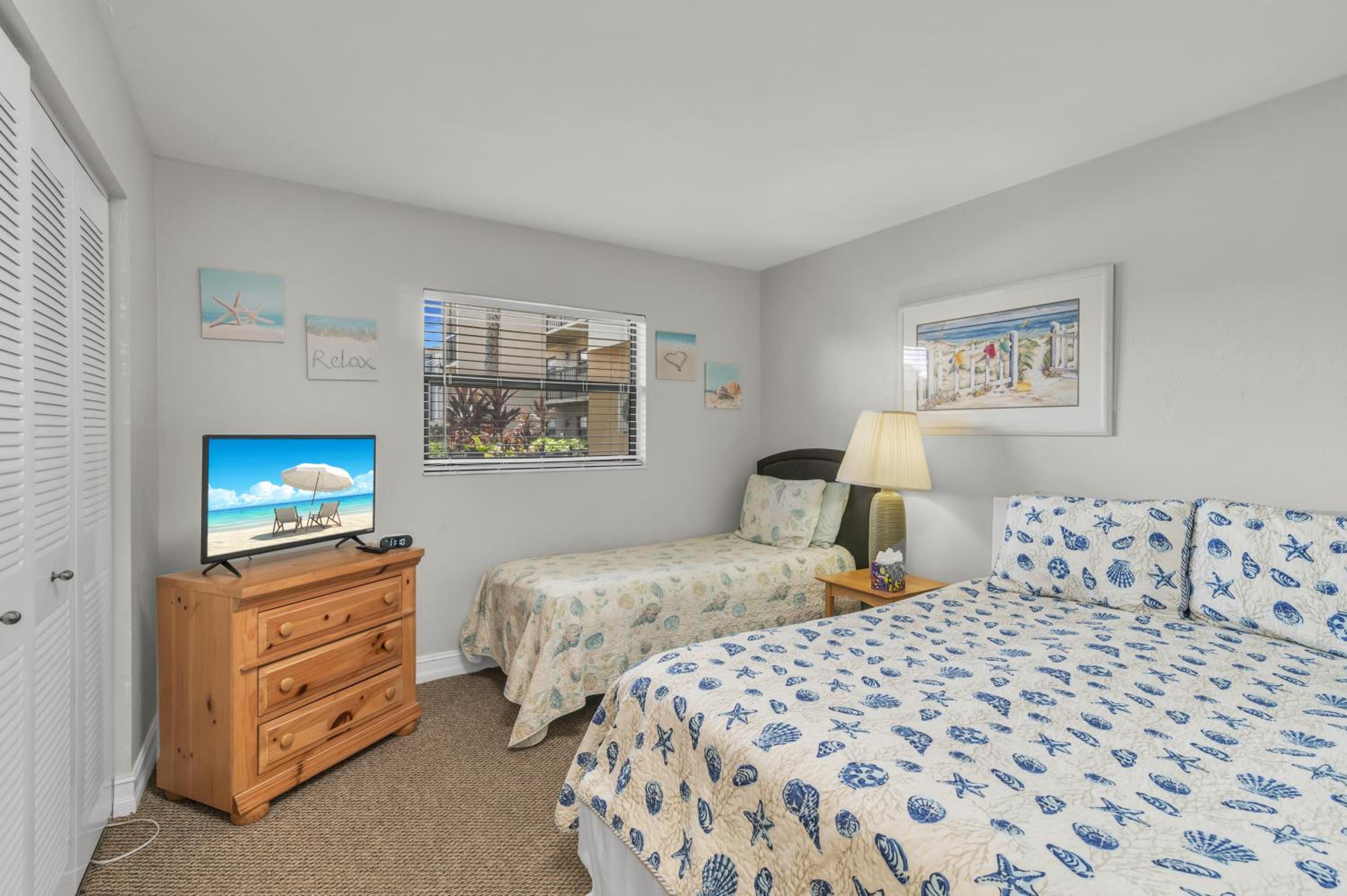 Prime Location I 2 Bed Setup Directly Across Street From South Beach Access
