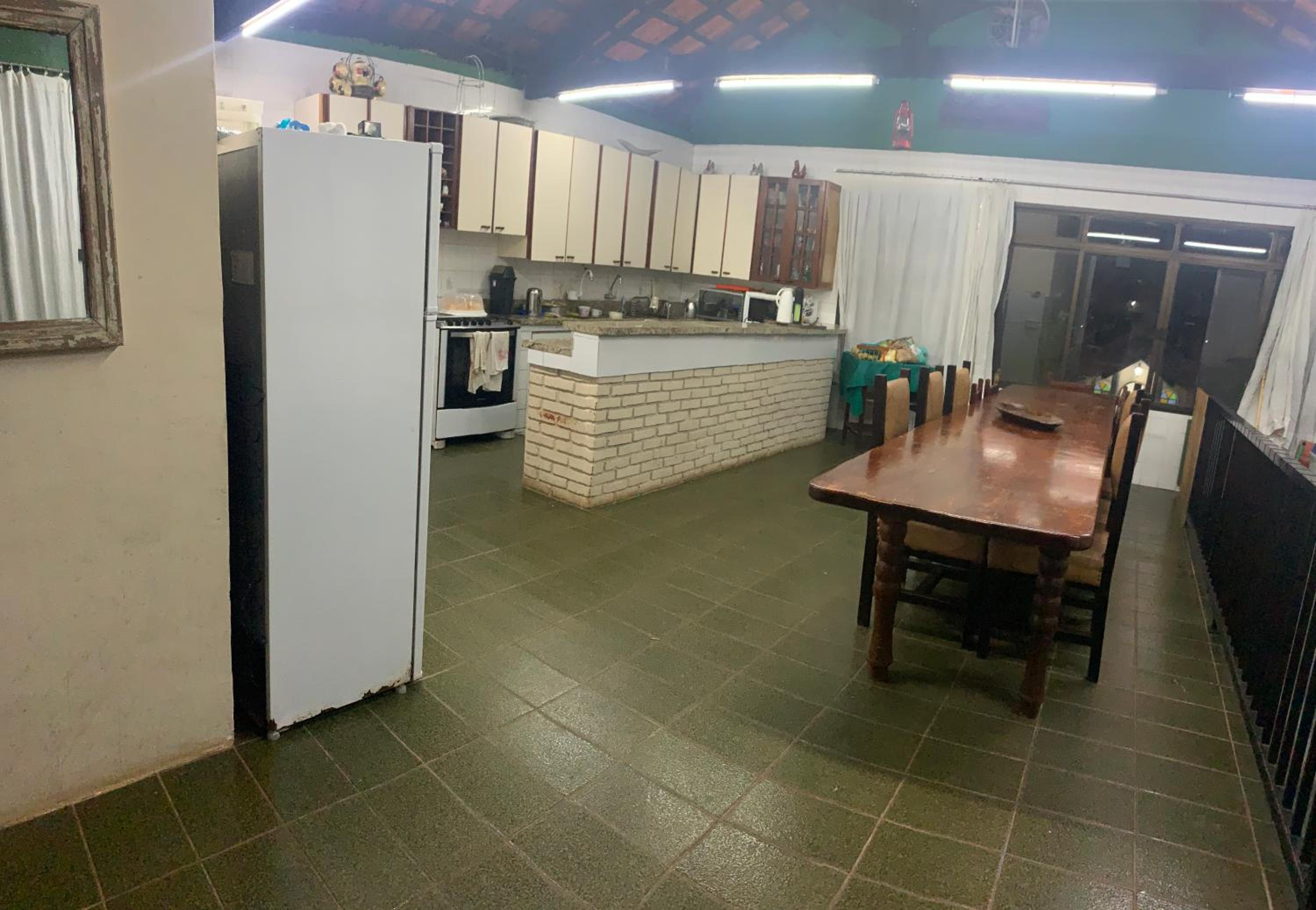 Casa de Campo vista para o Lago em Juquitiba SP