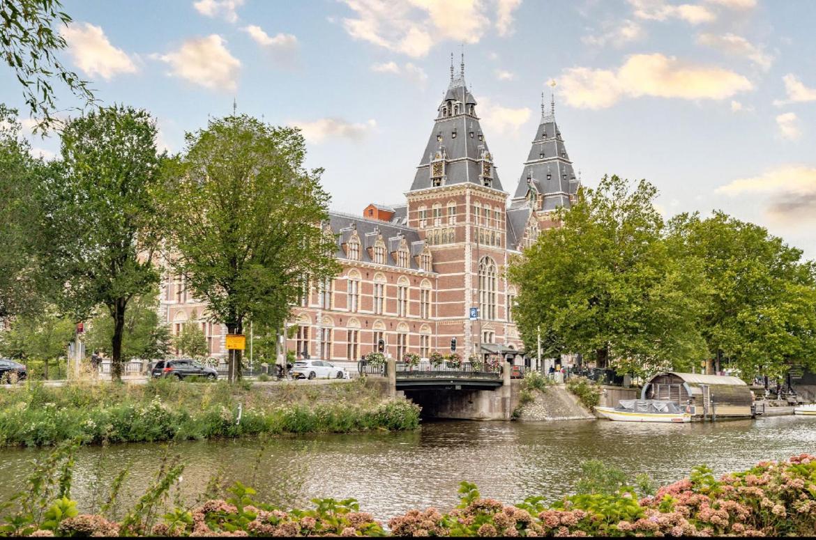 LIEV Amsterdam Cozy boutique suite in The Pijp