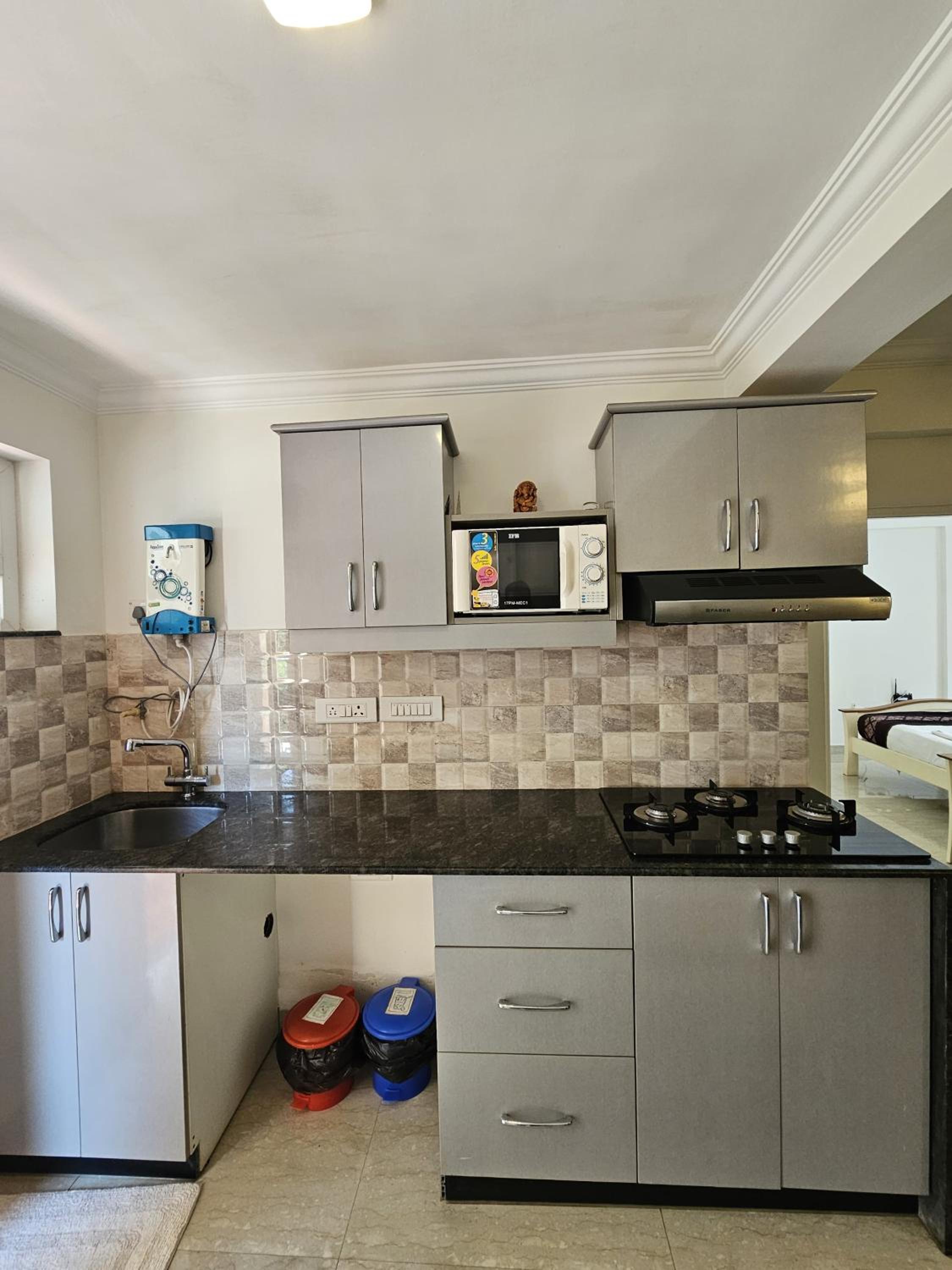 Bellagio Rezidencia 1 BHK Service Apartments