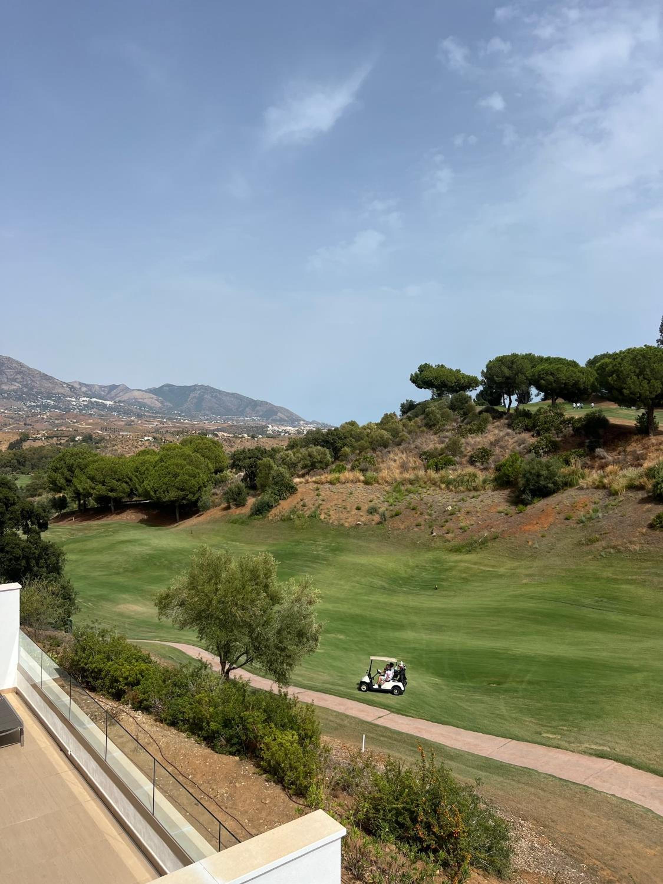 Appart de standing Piscine Superbe vue golf