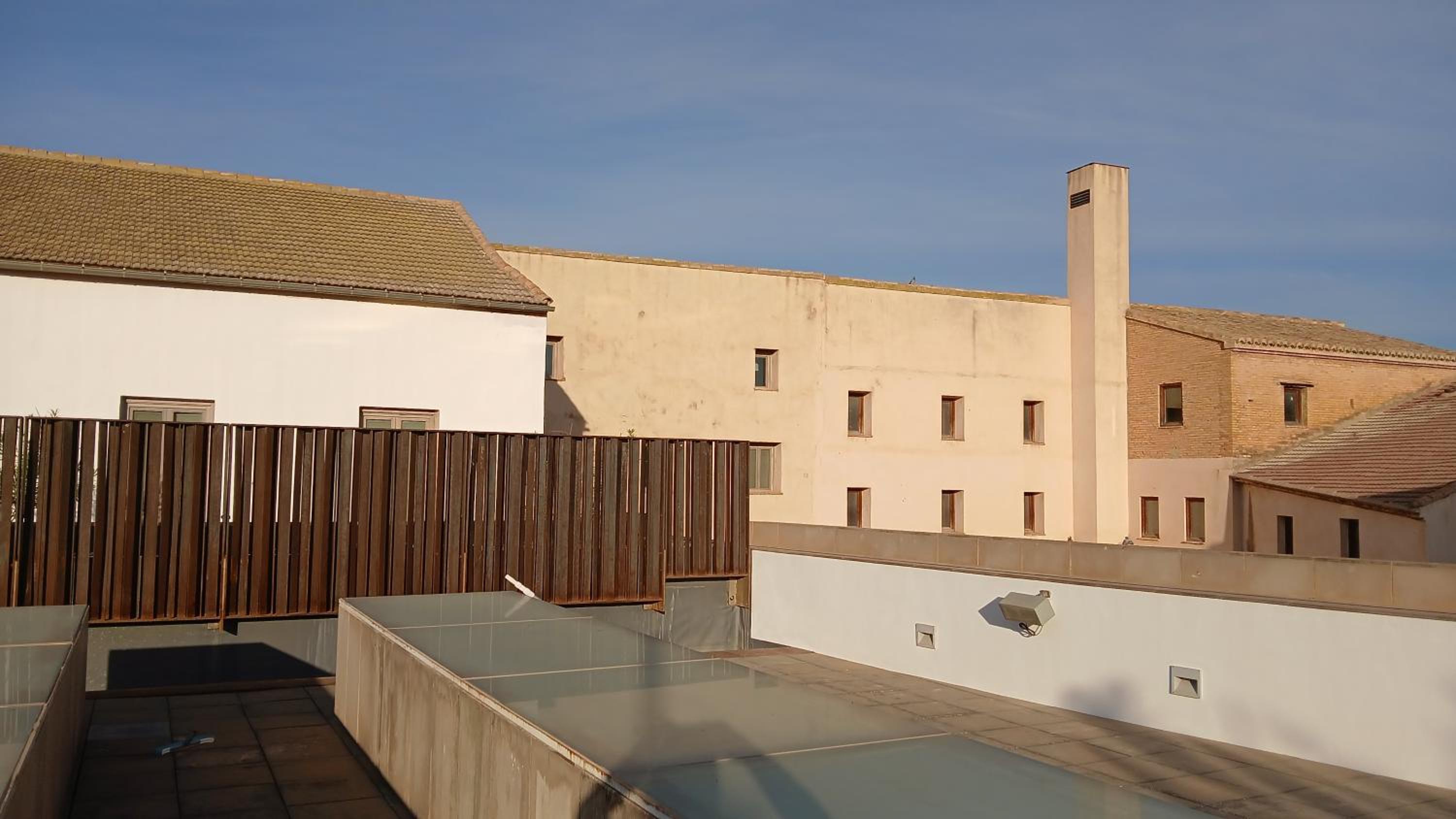 molino rehabilitado con gran terraza y piscina