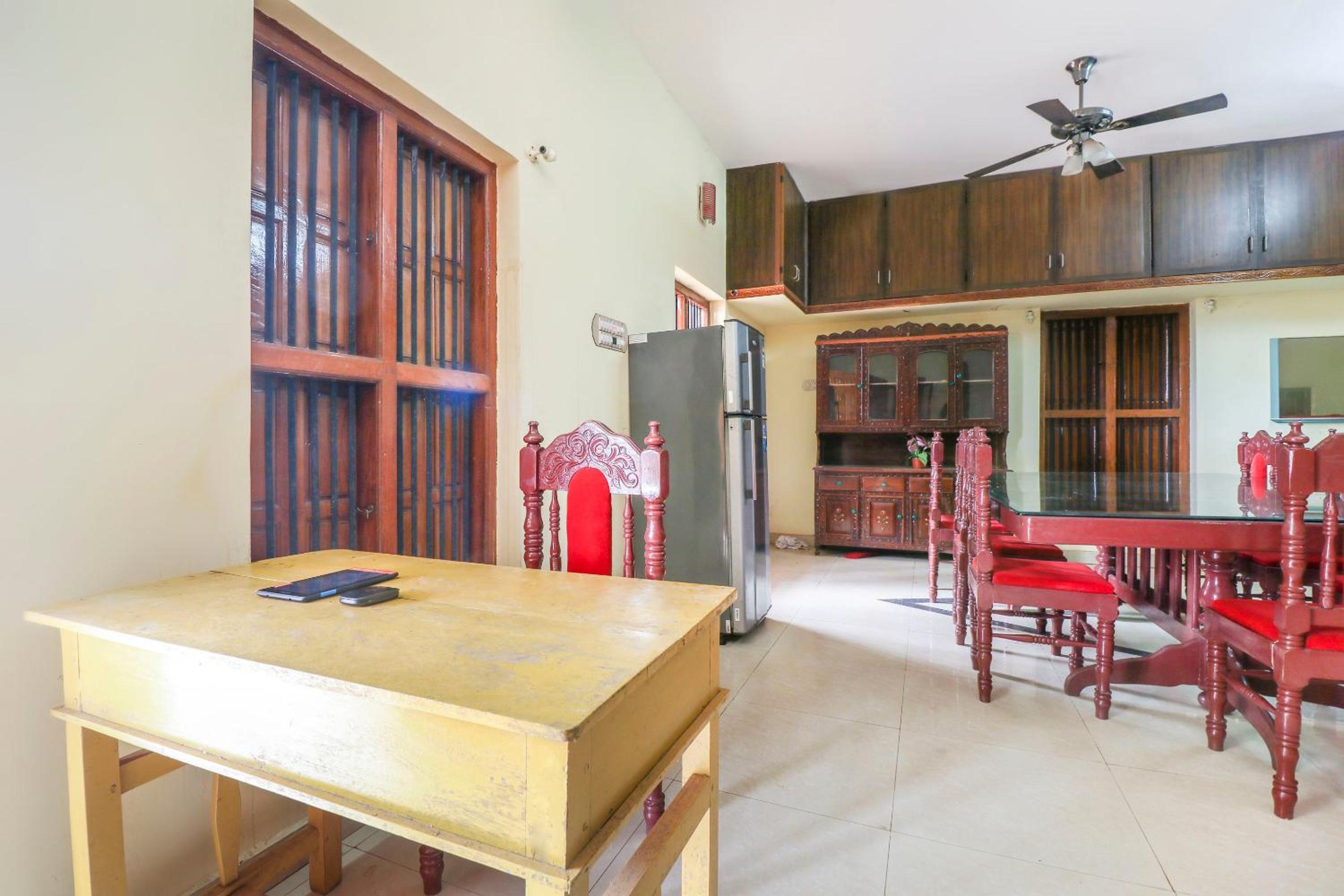 Hotel O Green Villa