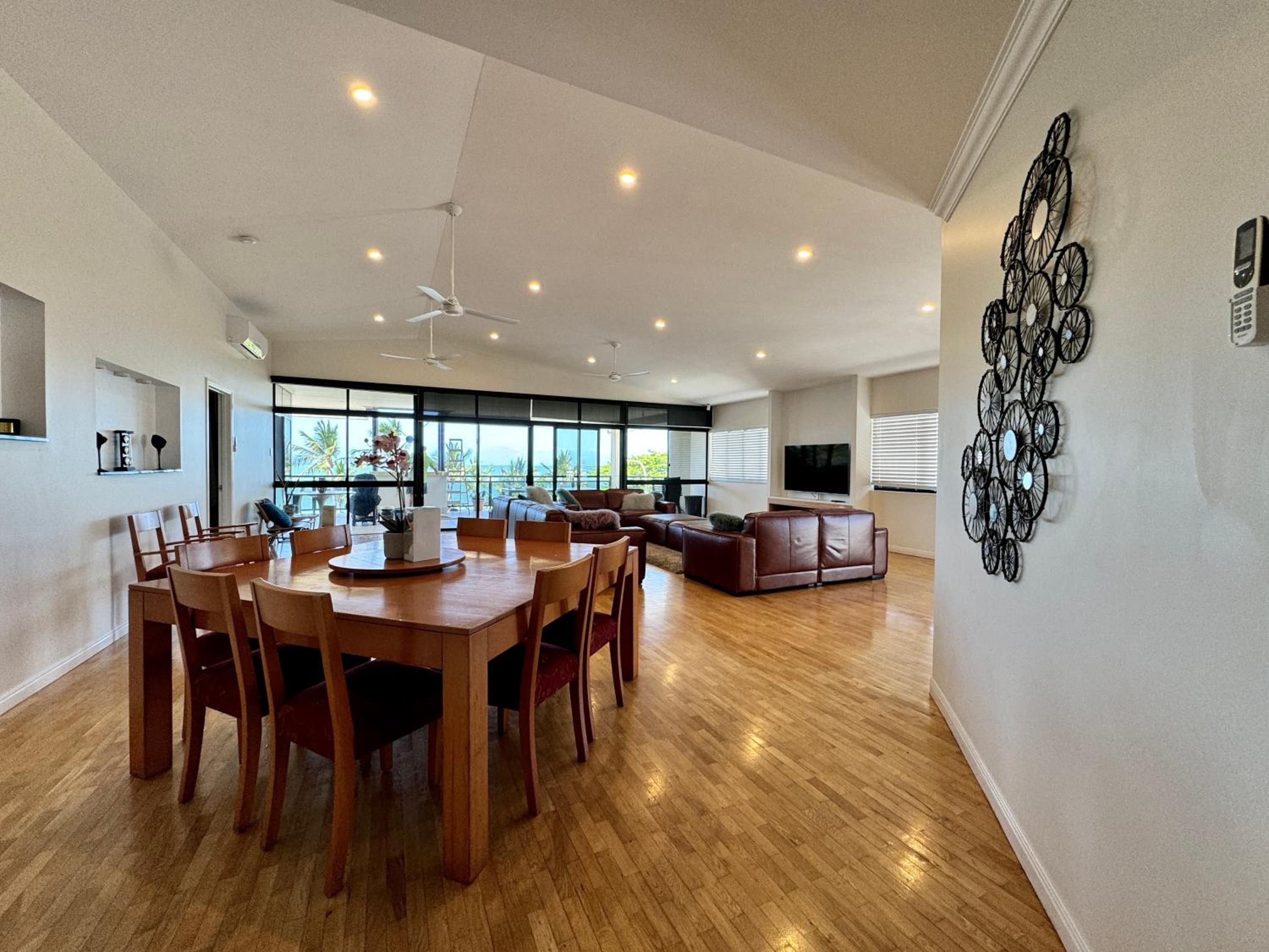 Townsville Apartments on The Strand - Penthouse