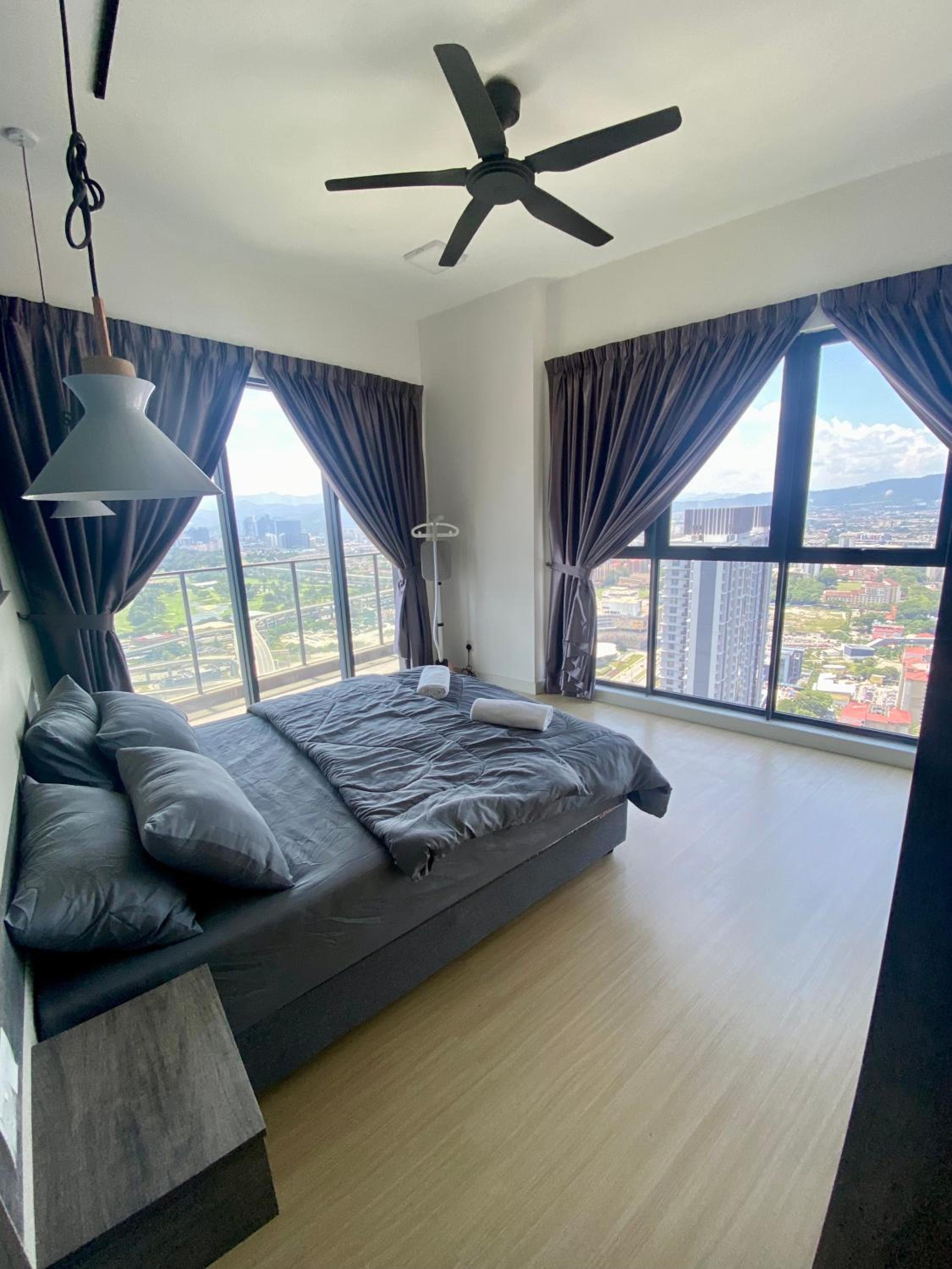 TOP FLOOR 3BR apartment in KL for 6Pax