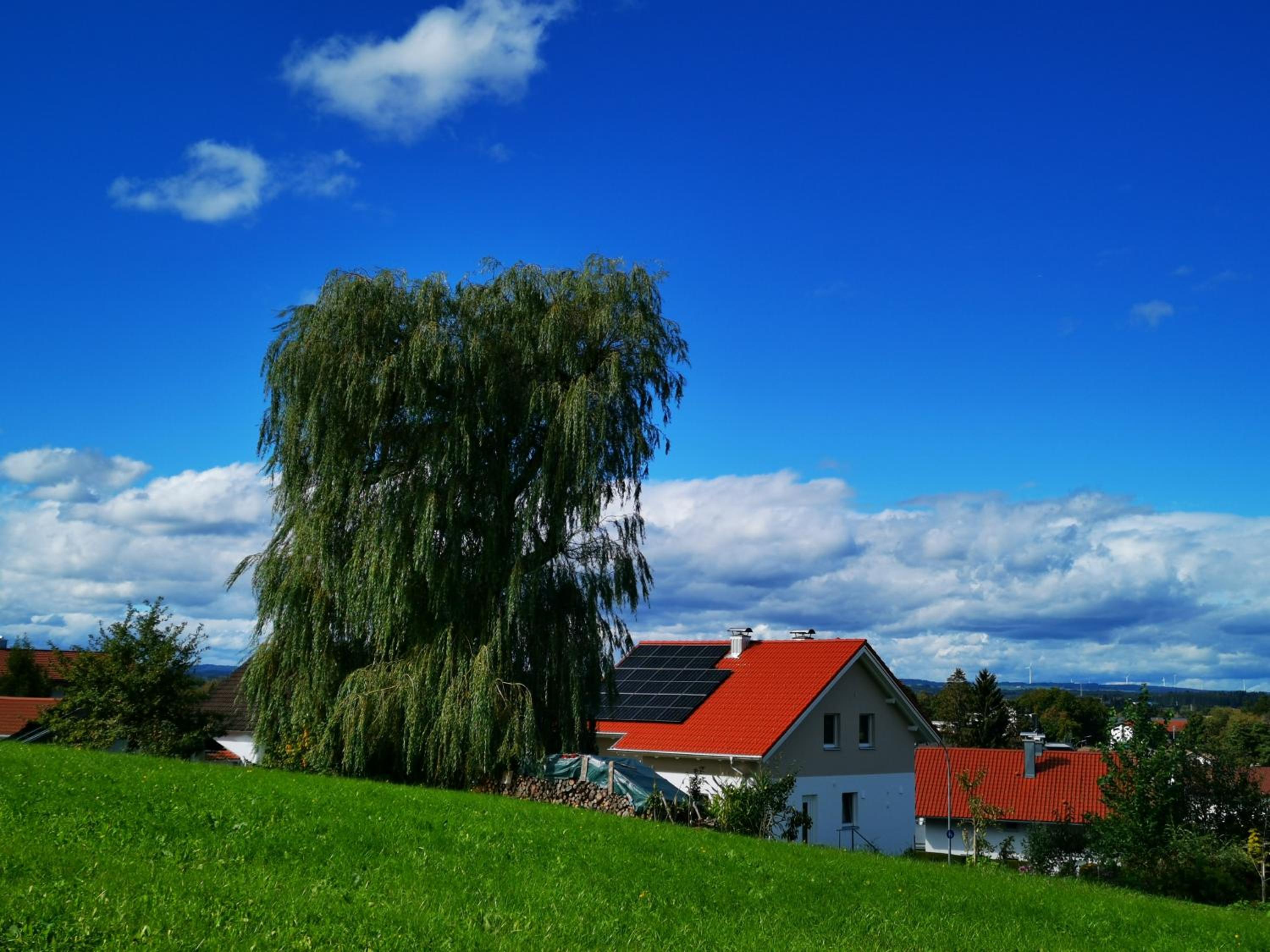 Panorama Apartment im Allgäu mit Balkon, Garten und Stellplatz