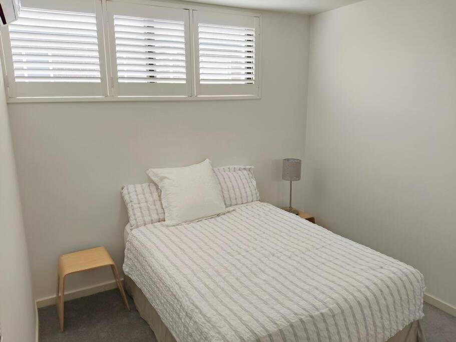 Spacious 2 Bed, 2-Bath Armadale Apartment
