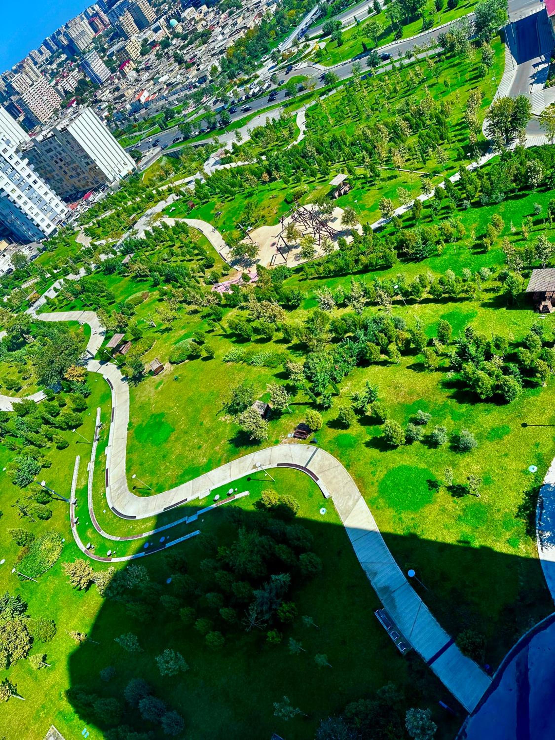 Central Park - City View - Yasamal Region