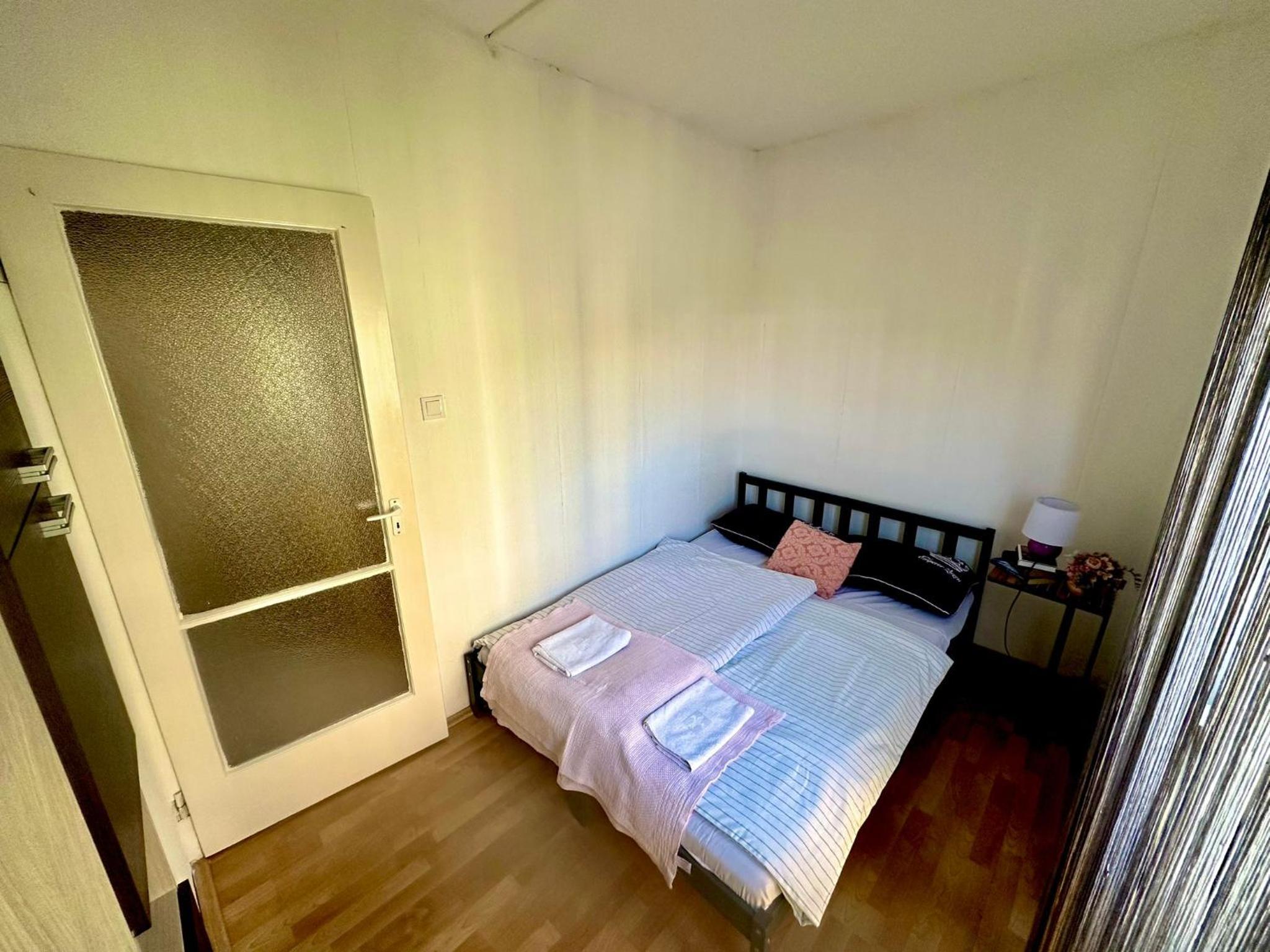 Kata Apartman