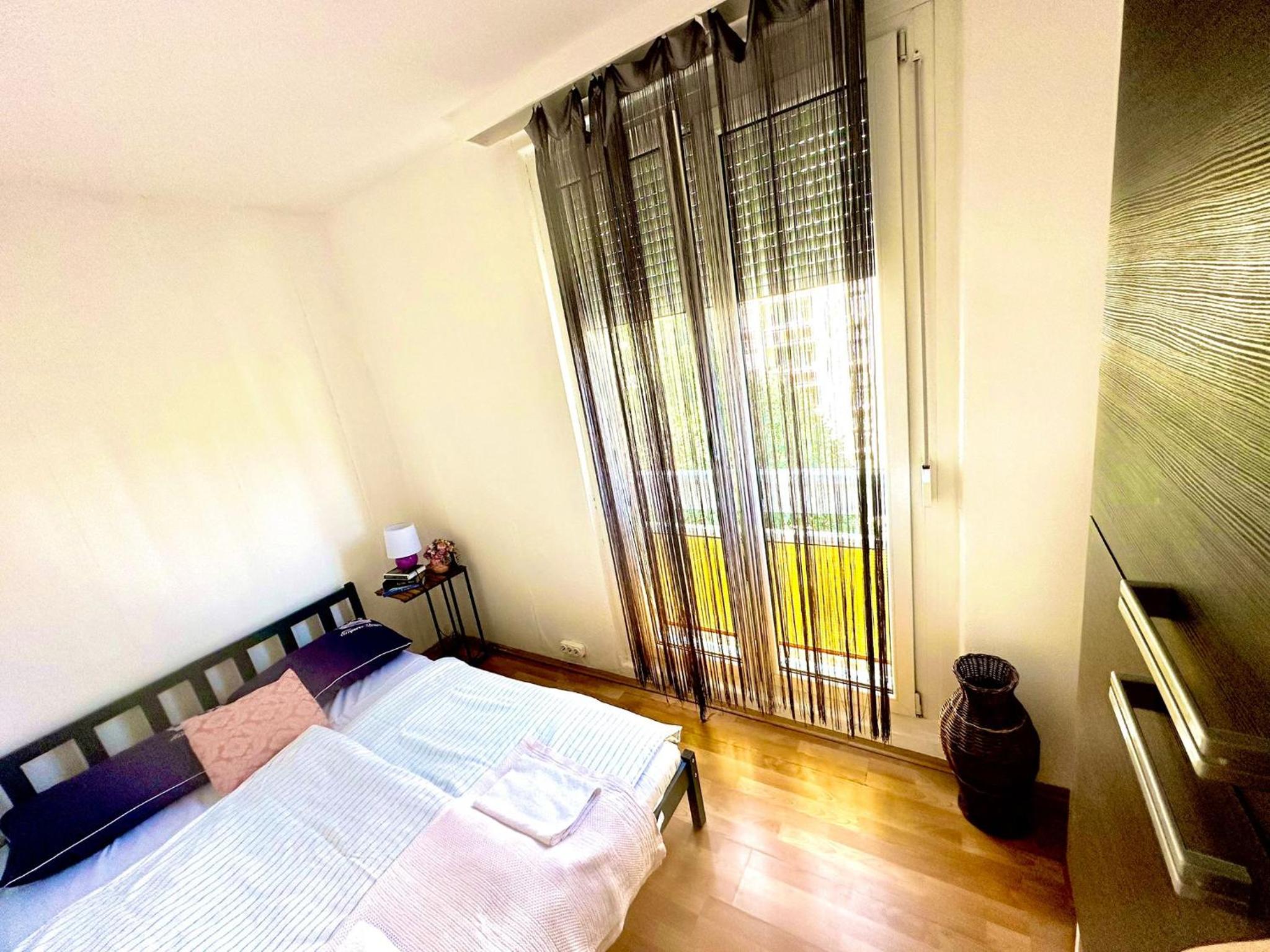 Kata Apartman