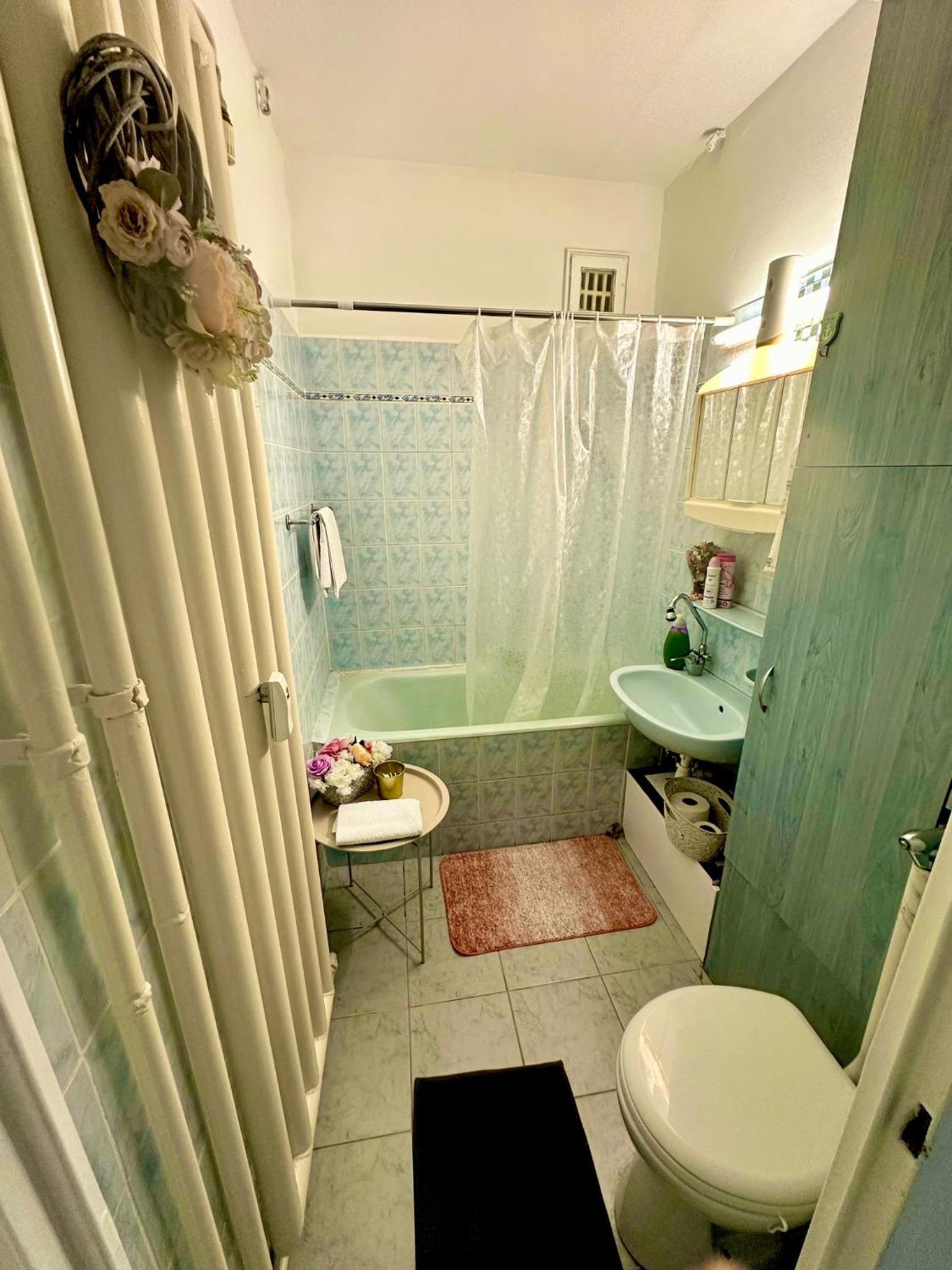 Kata Apartman