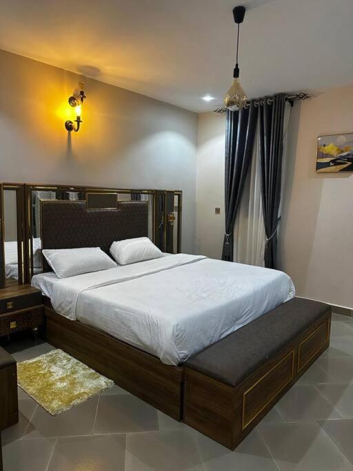 Stylish Comfort at Bweya Suites, Modern Apartment on Entebbe Road view 2