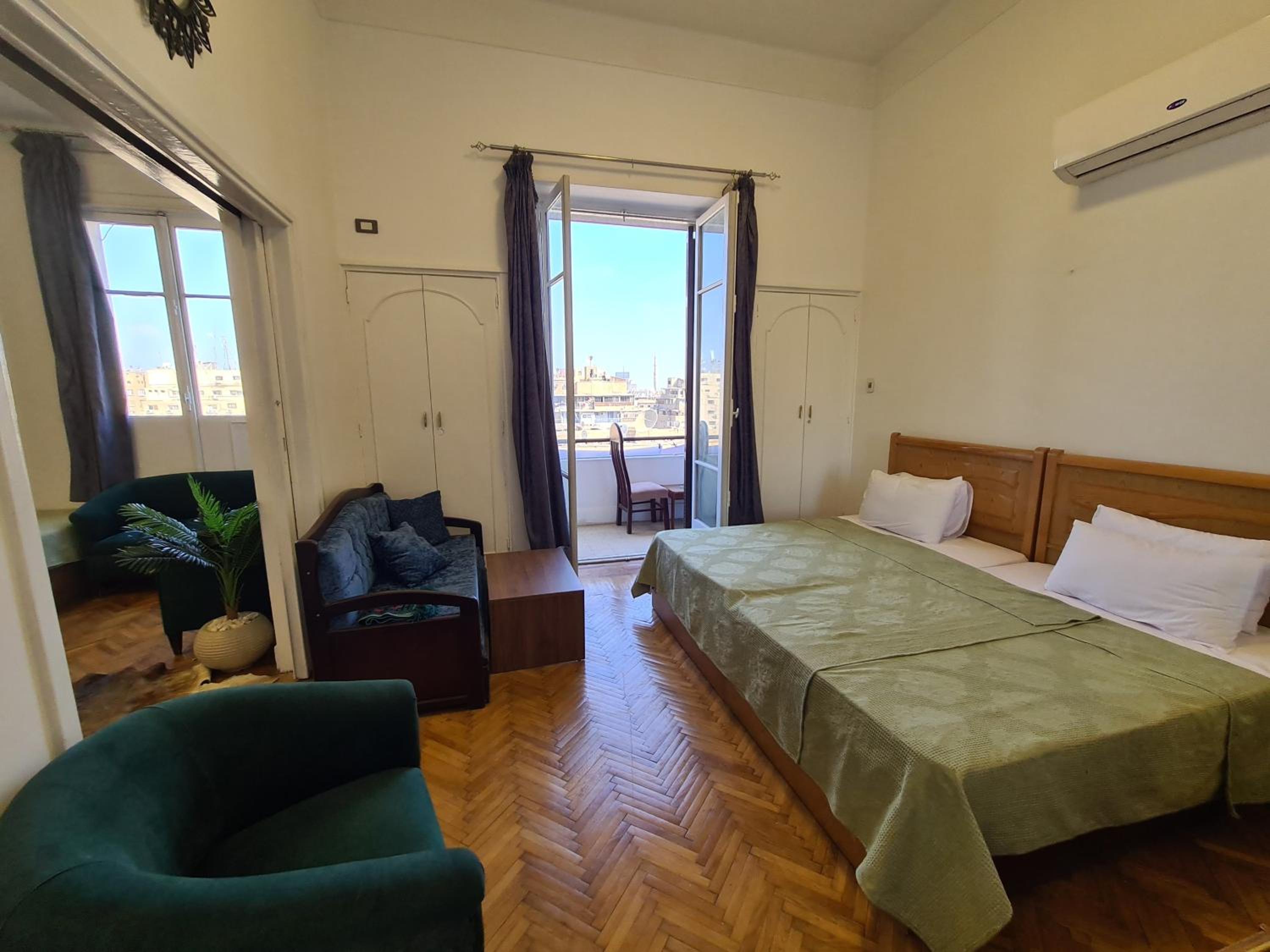 hotel room