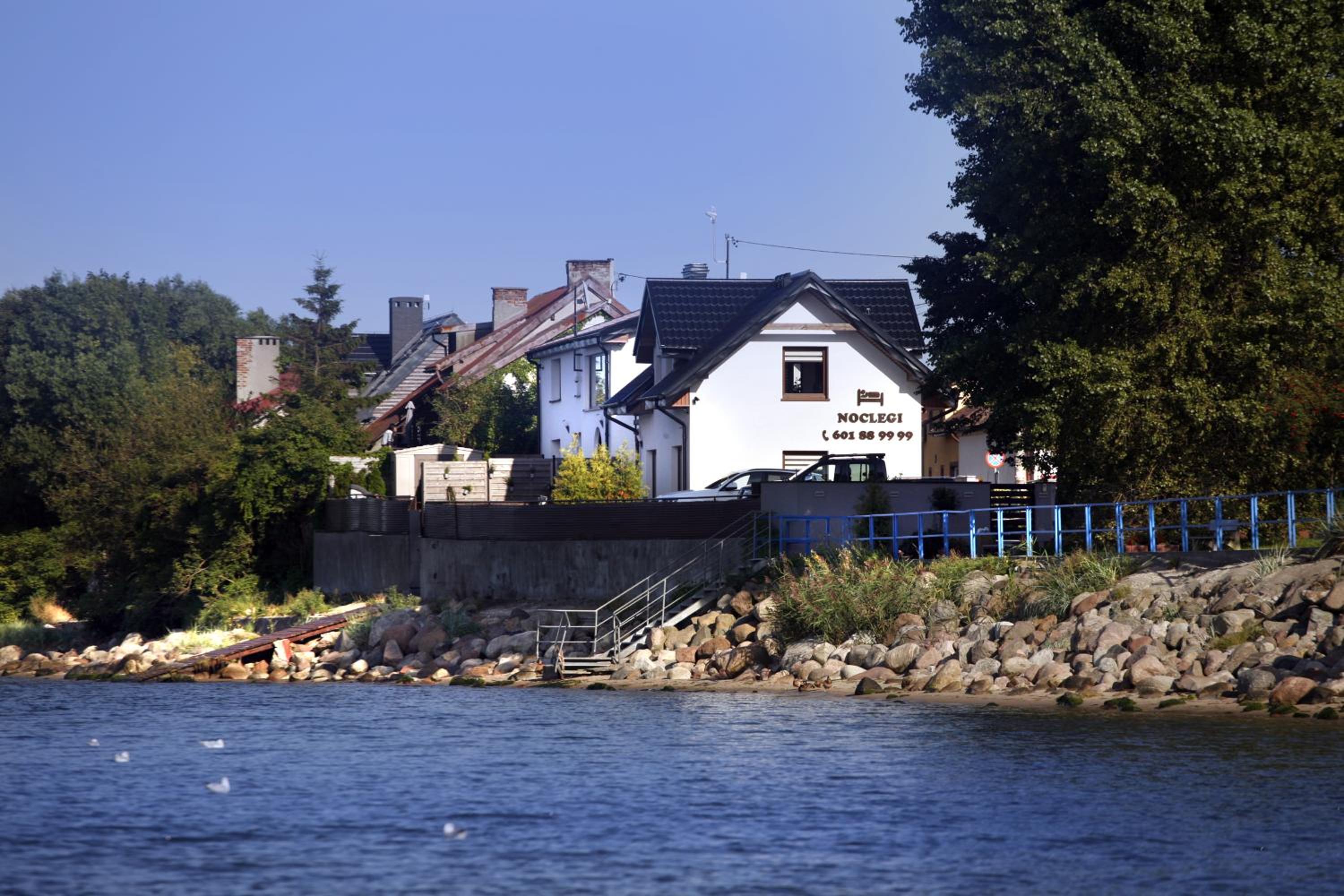 Photo 44