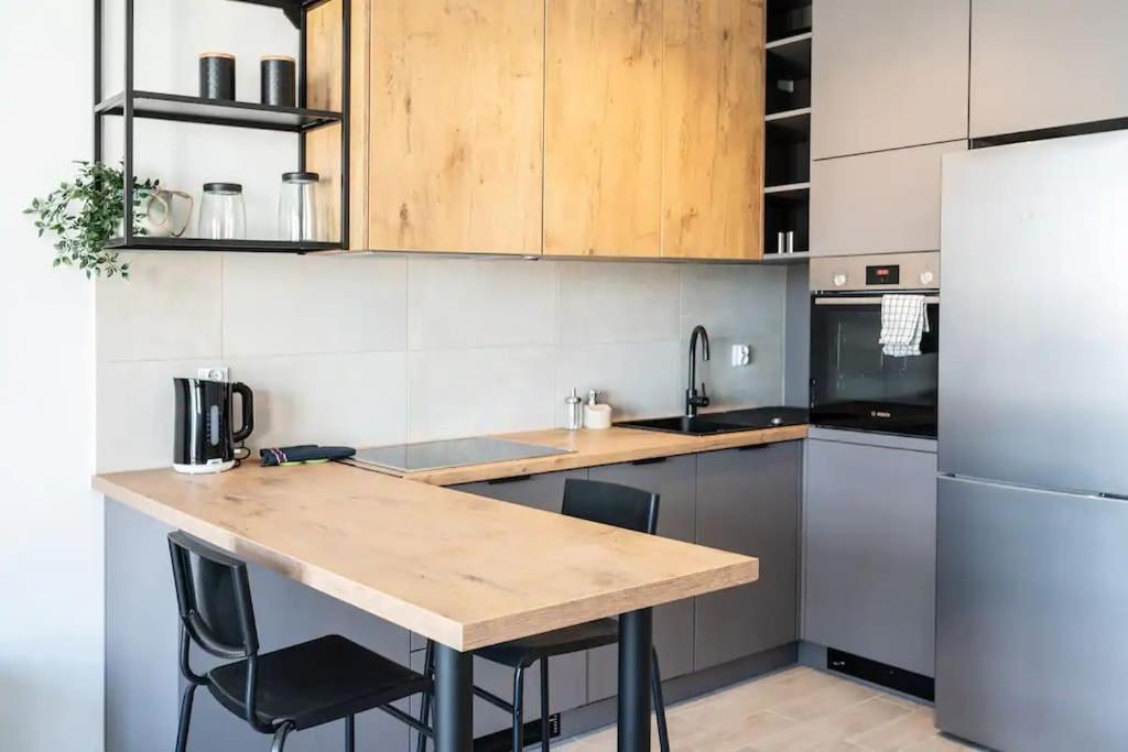 Urban Chic - City Center - One Bedroom Apartment - Opolska