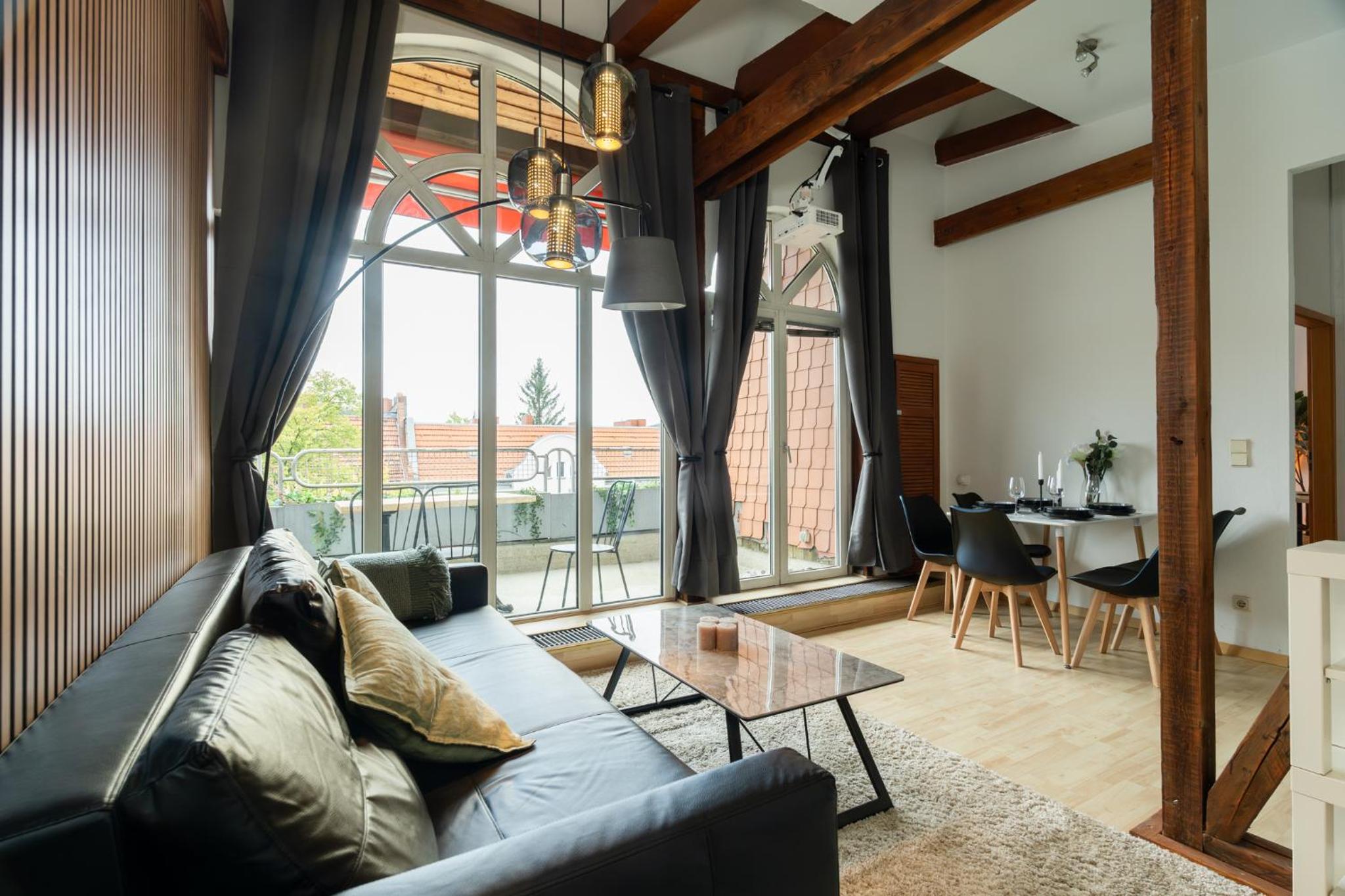 Helle & gemütliche Dachwohnung mit Terasse