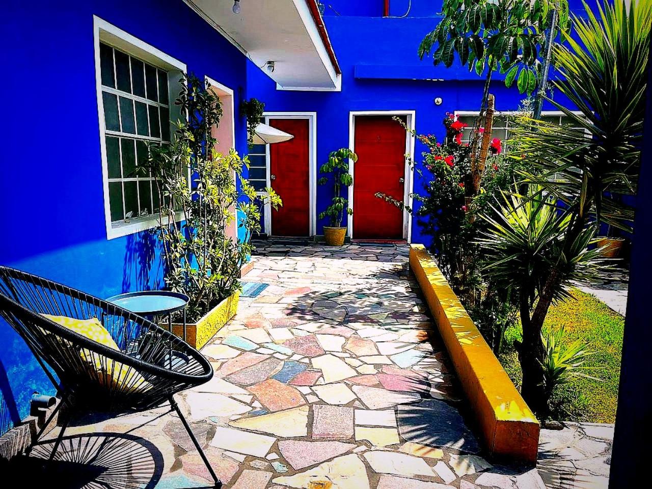 COLONIAL SAN LAZARO