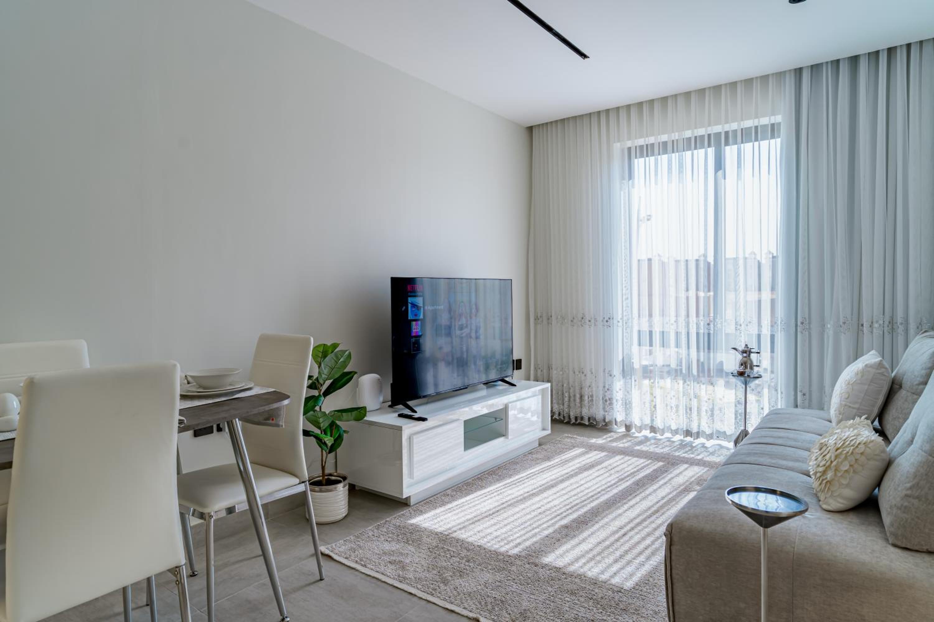 Stylish 2-Bedroom at H Apartment in Alnada District, Riyadh, KSA