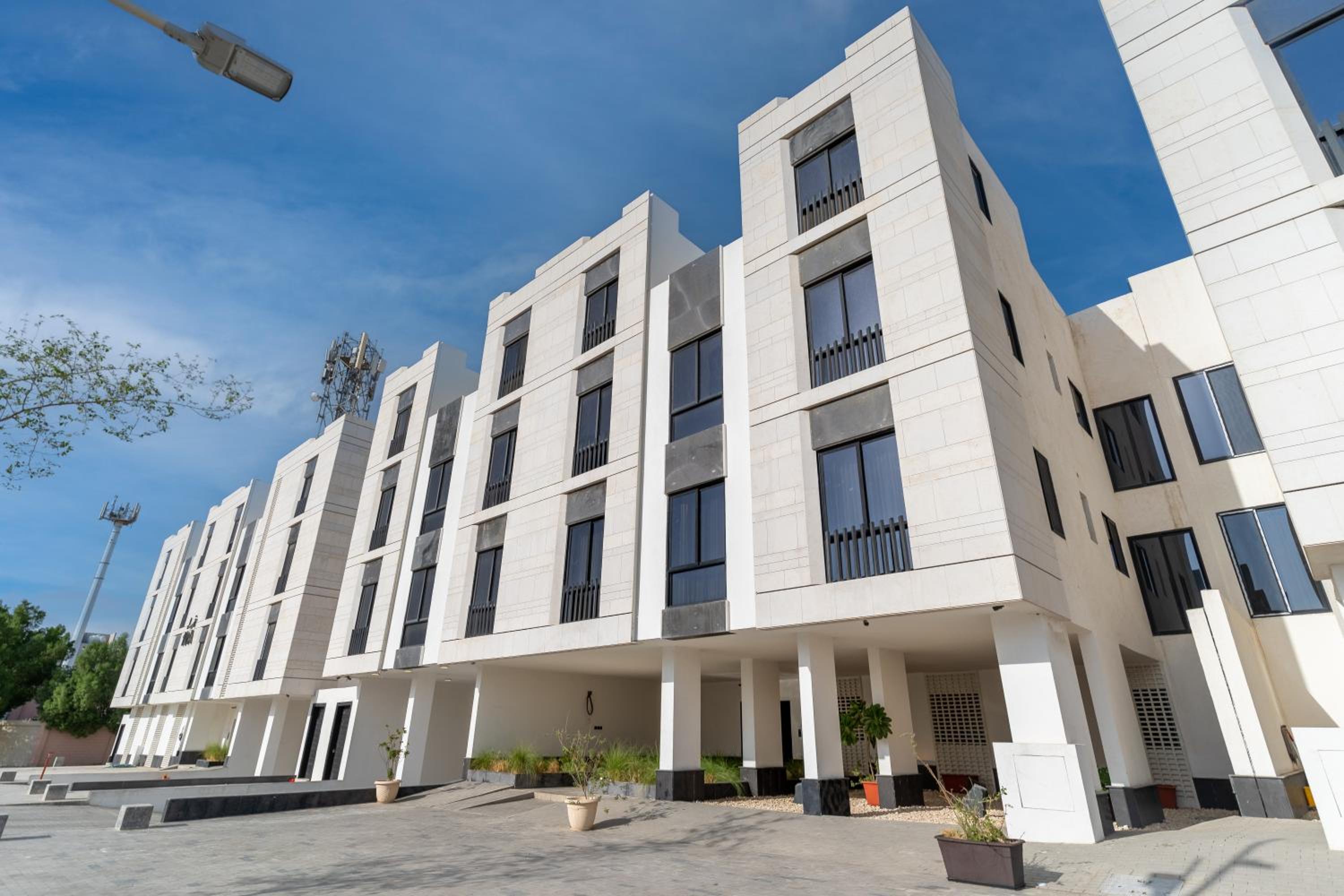 Stylish 2-Bedroom at H Apartment in Alnada District, Riyadh, KSA