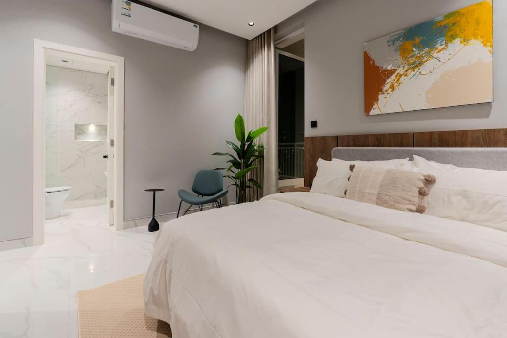 Luxurious Apartment Next to KAFD