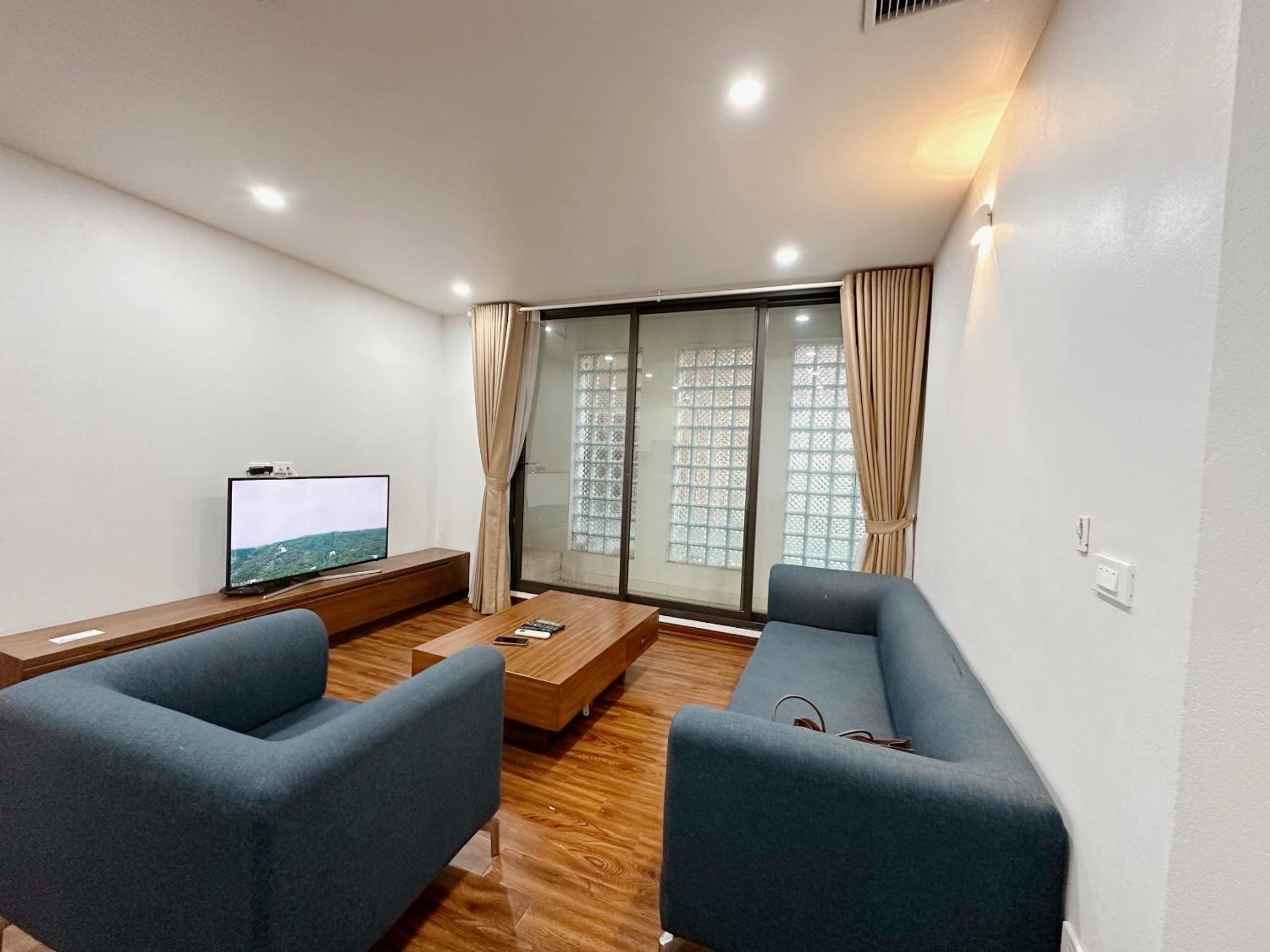 Luxe Paradise Residence Âu Cơ