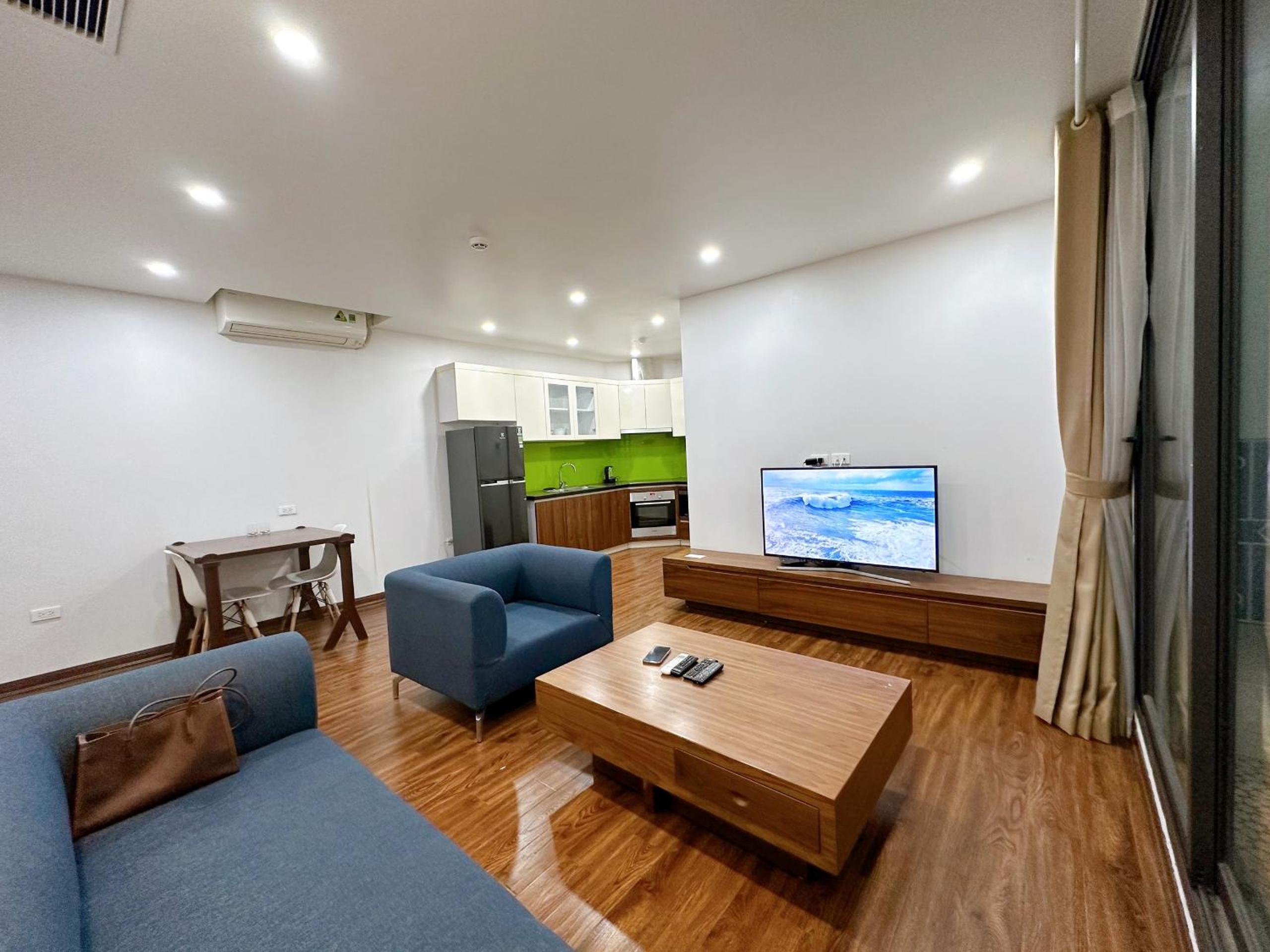 Luxe Paradise Residence Âu Cơ