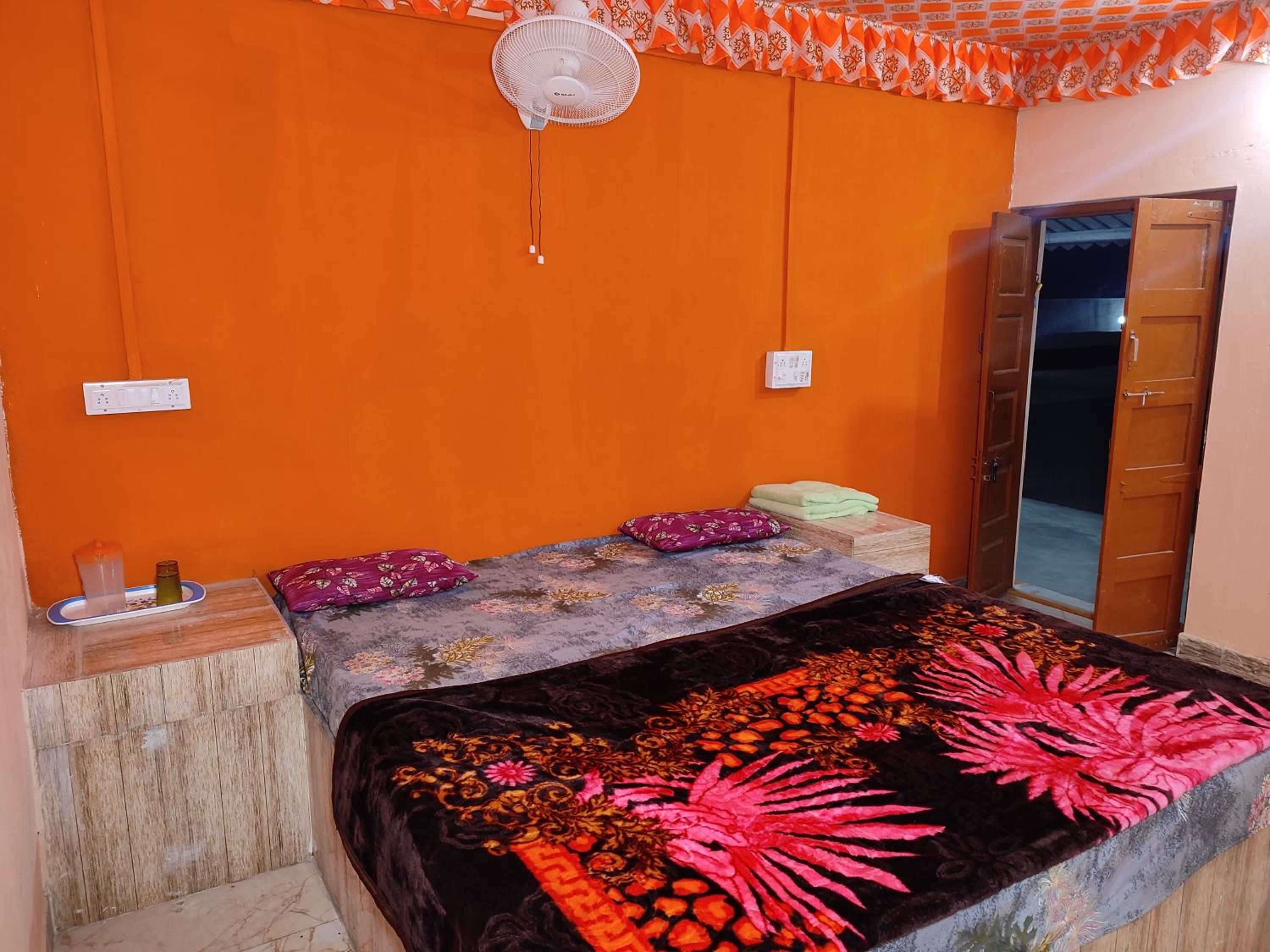Maha Kutch Rann Camp view 5