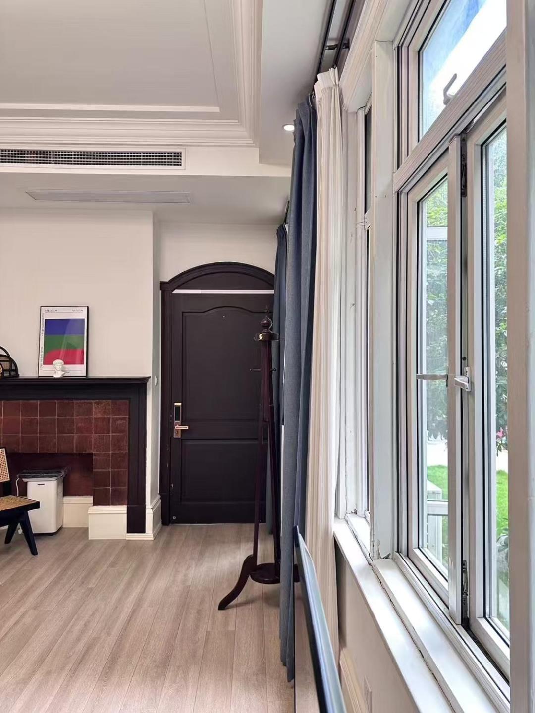 Shanghai Historical 1 living room and 1 bedroom with Garden view near Jiashan Road and Hengshan Rd