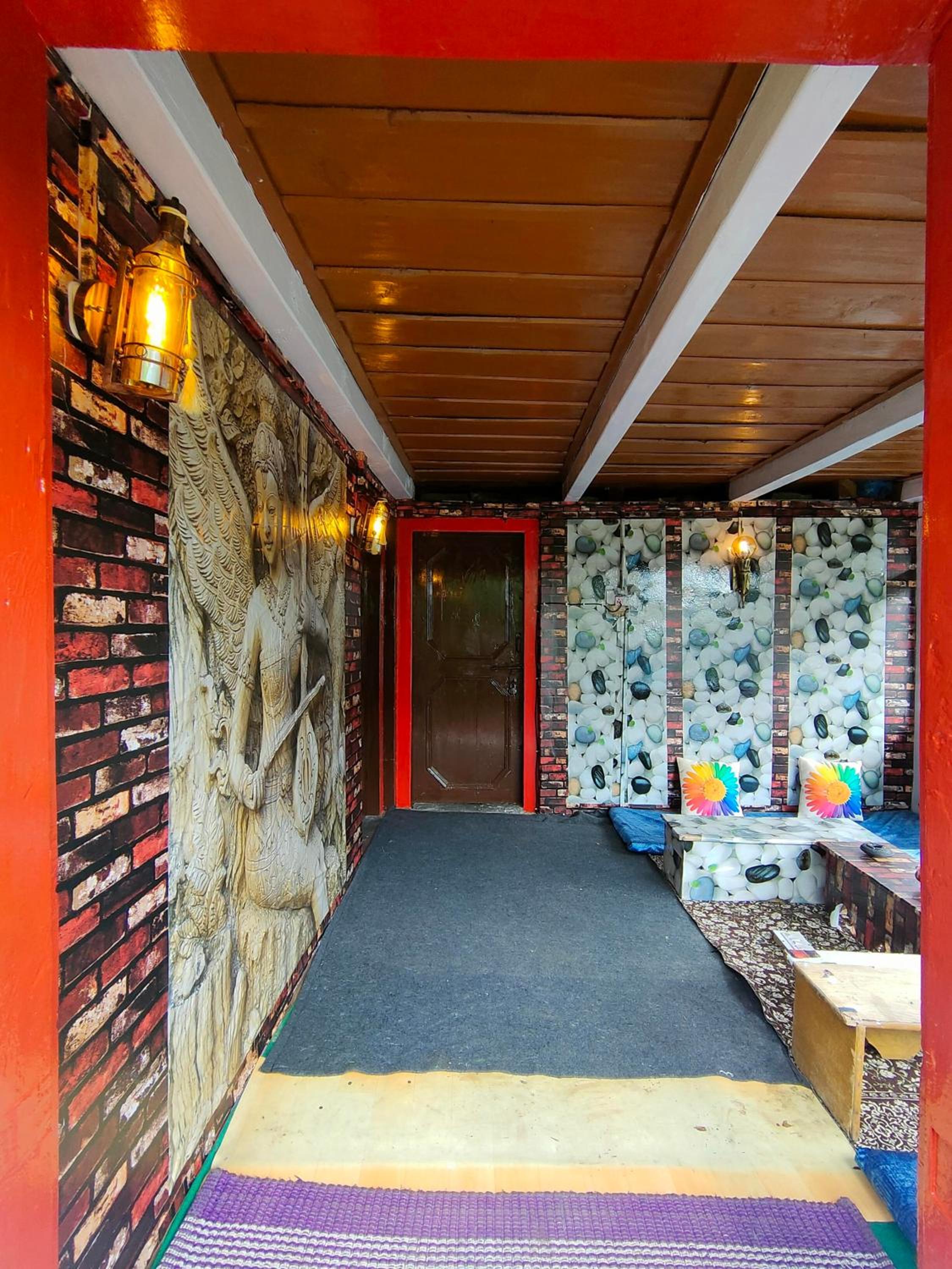 Bobkin's Aryan Homestay view 3