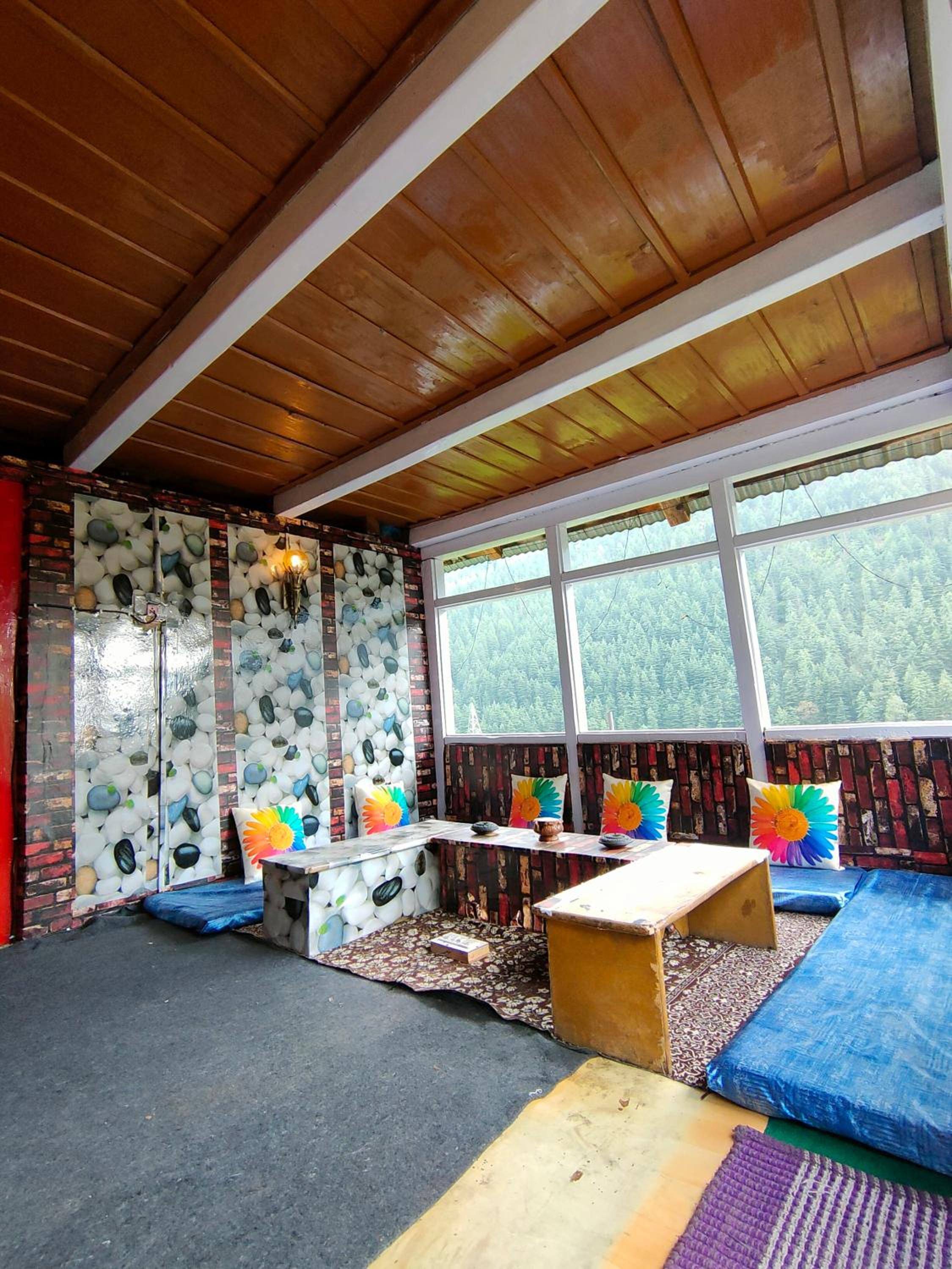 Bobkin's Aryan Homestay view 4