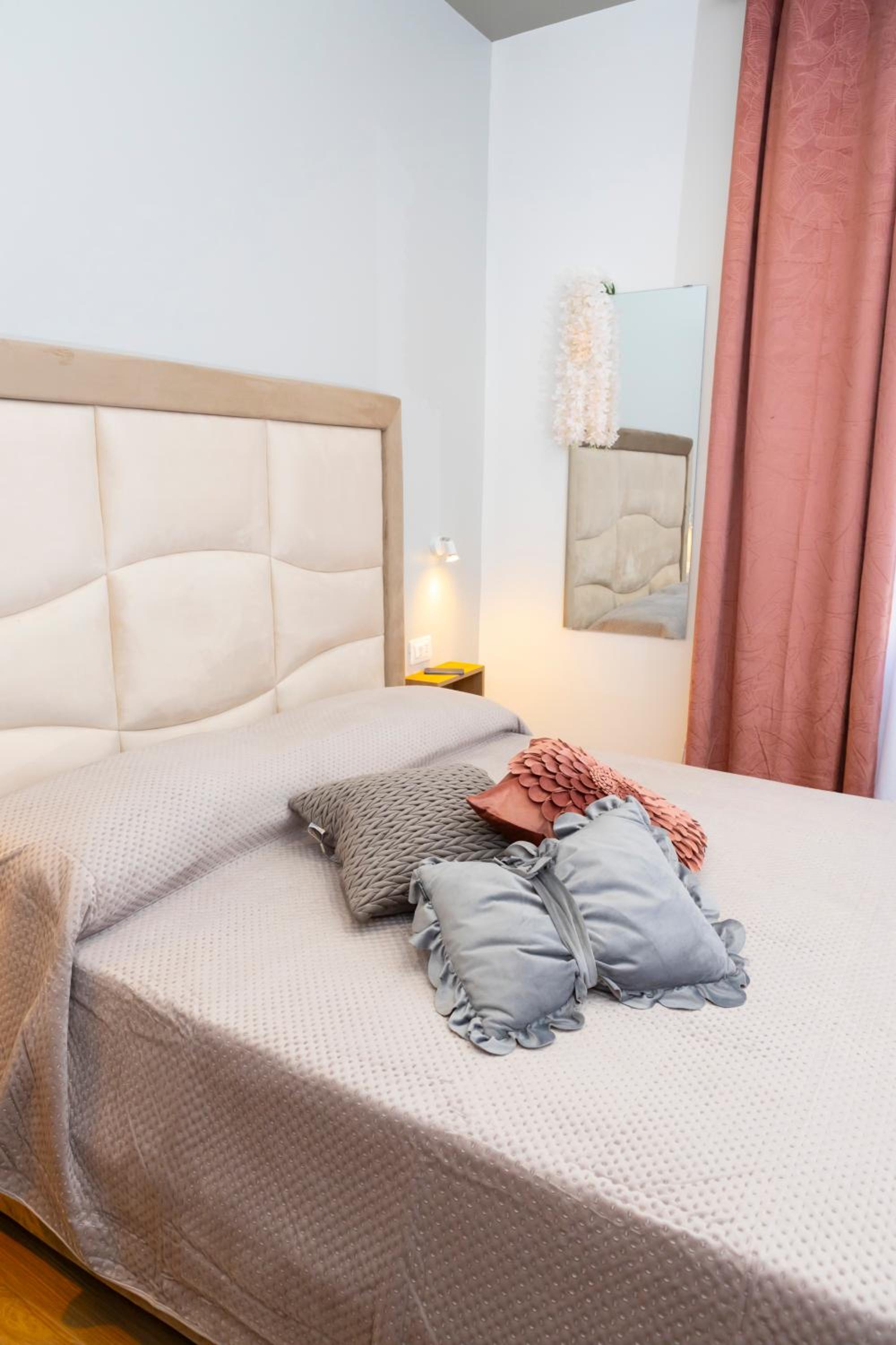 Alleria Rooms