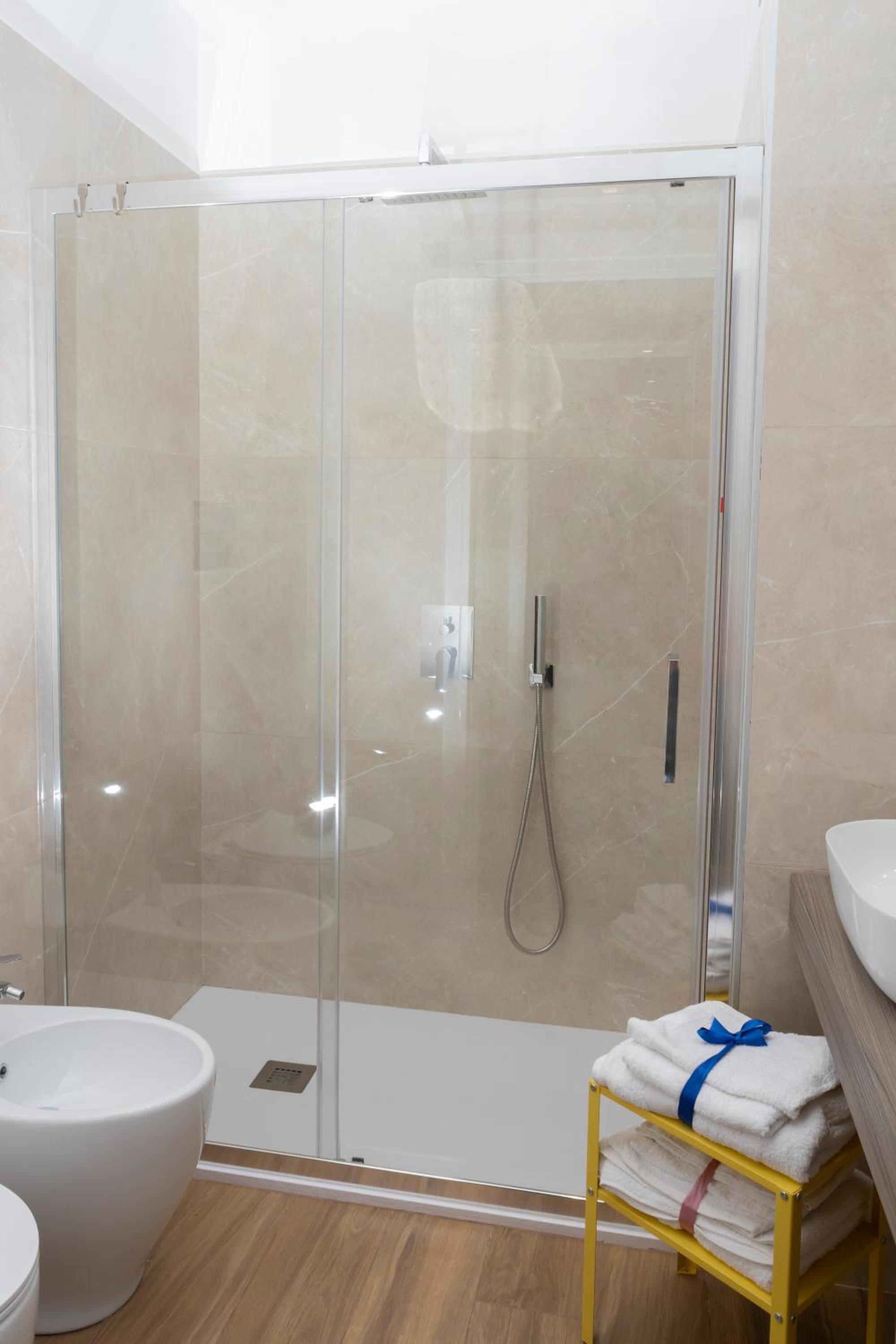 Alleria Rooms