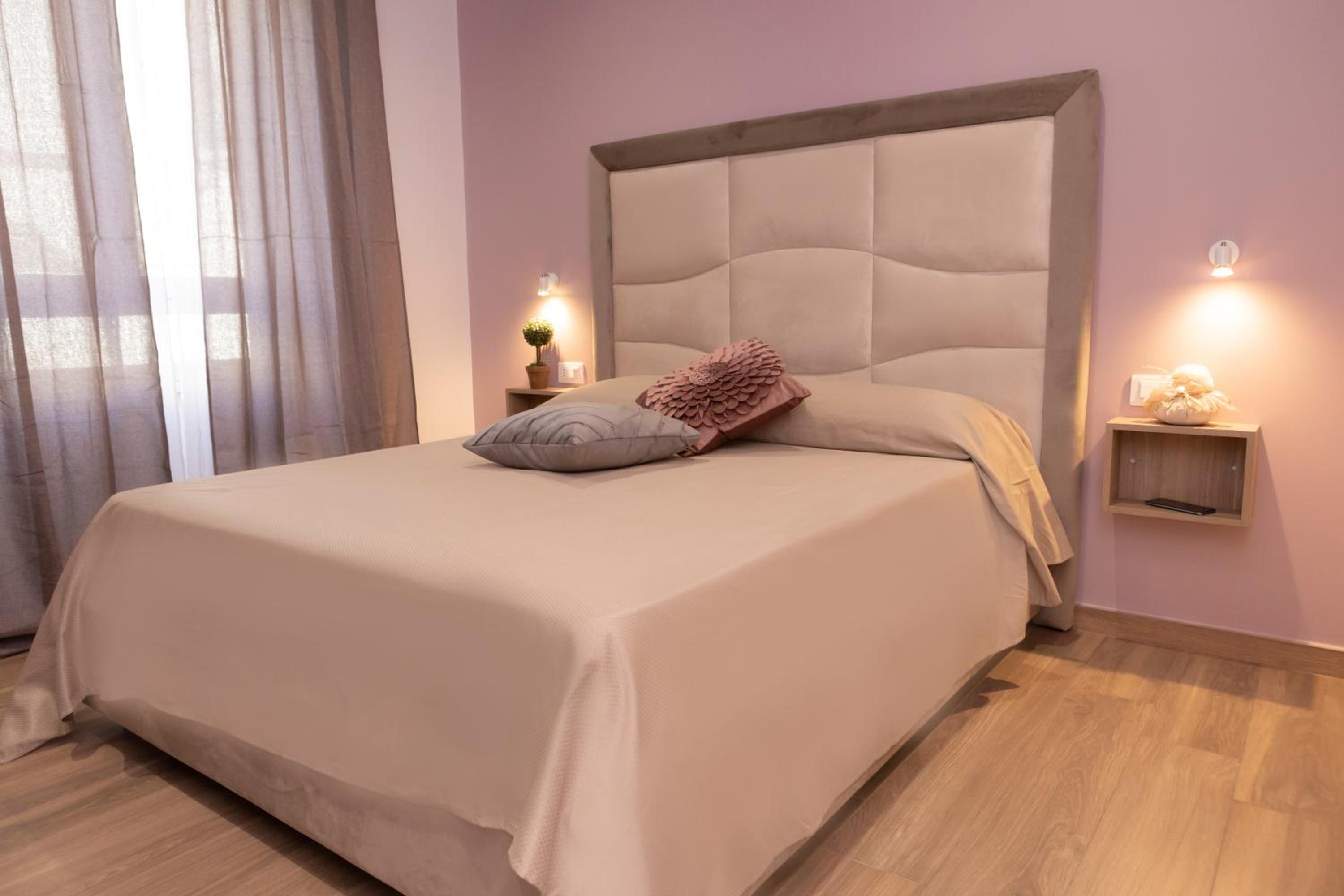 Alleria Rooms