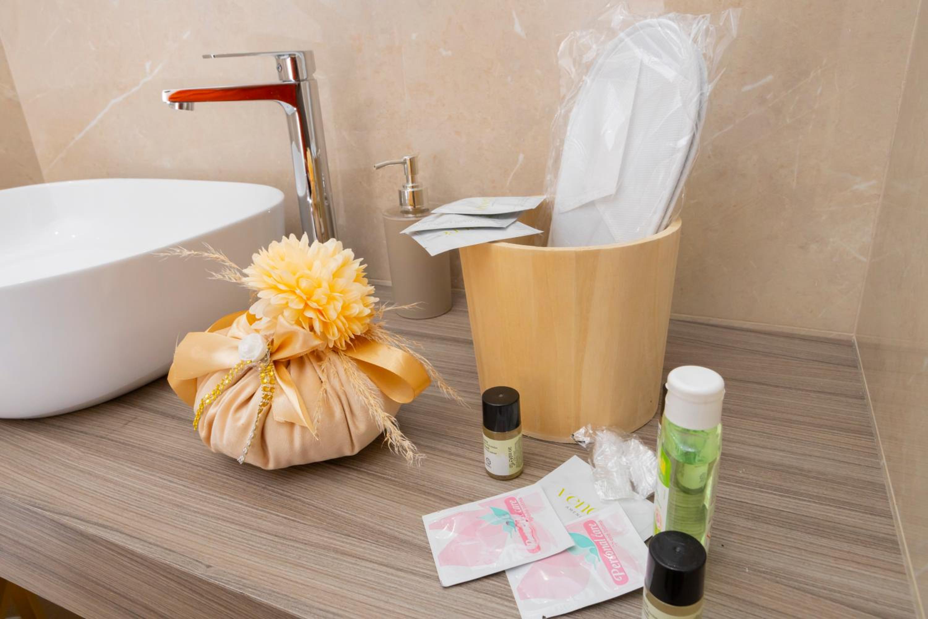 Alleria Rooms