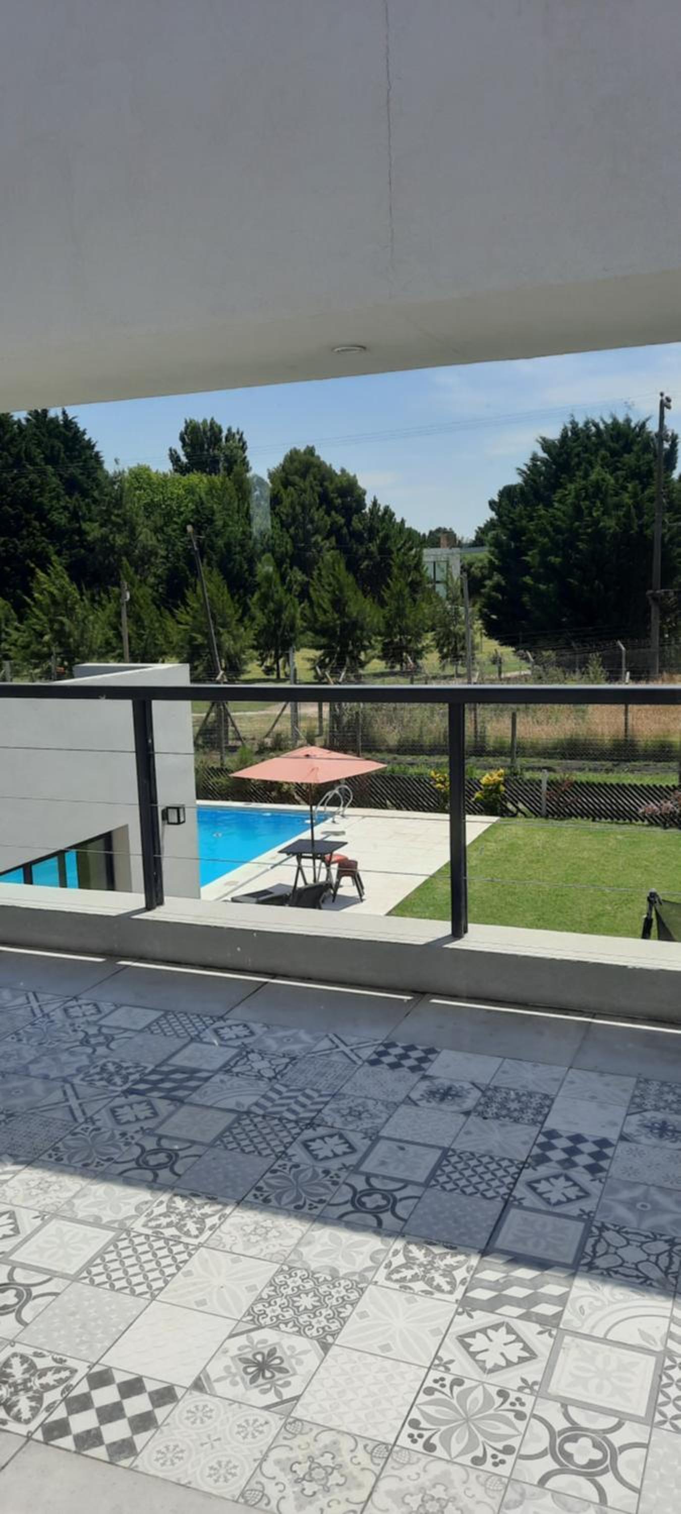 Casa en Barrio Privado con Pileta climatizada