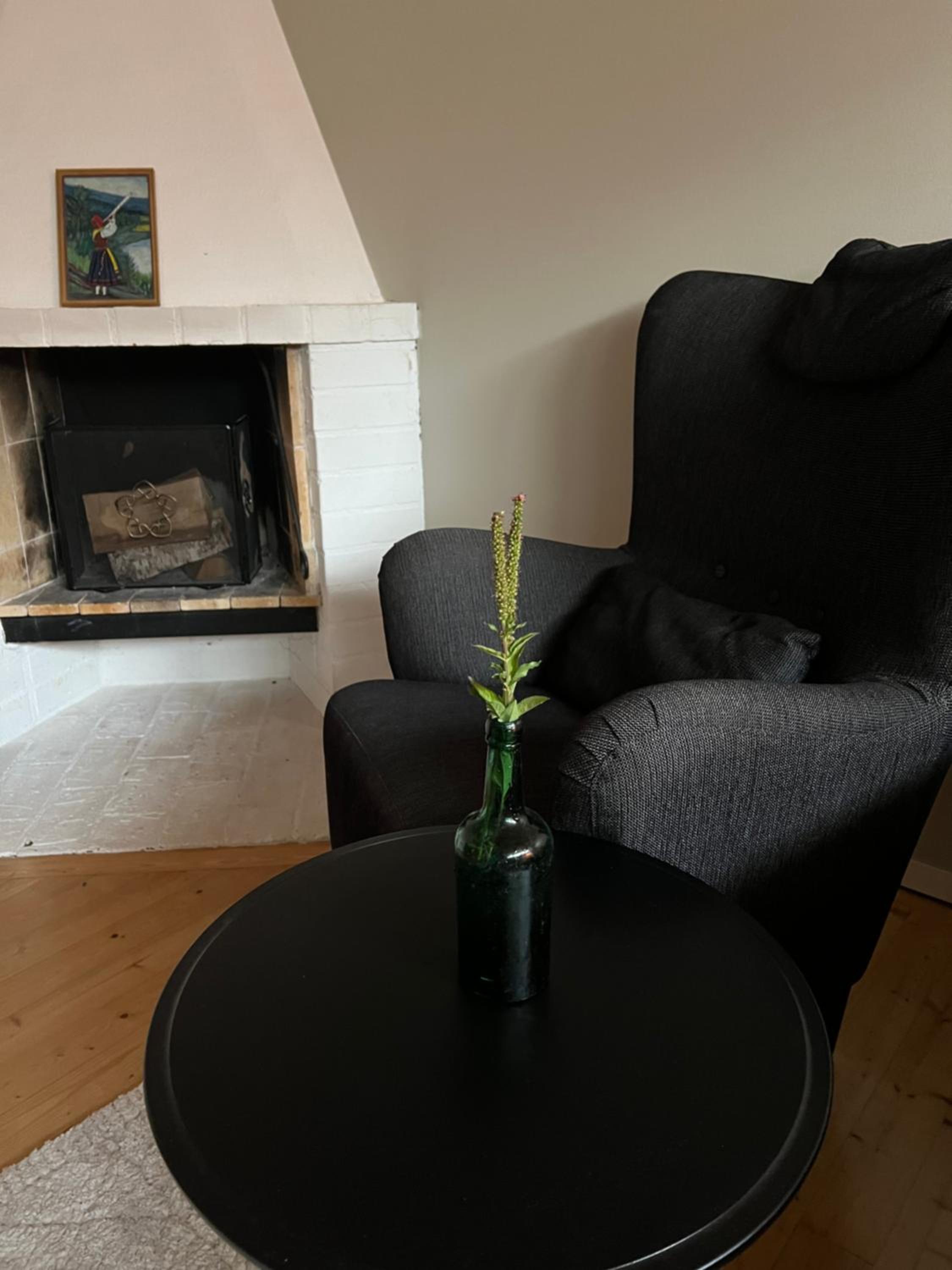 Coosy authentic swedish wooden studio apartment, 25 min to Stockholm city-Own entrance