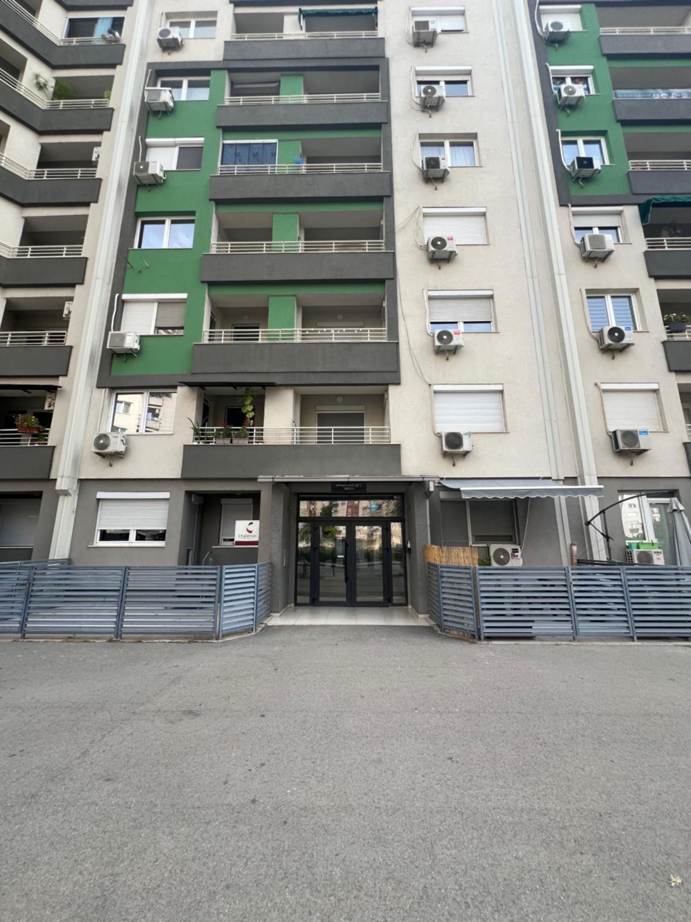 Urban Side Apartments