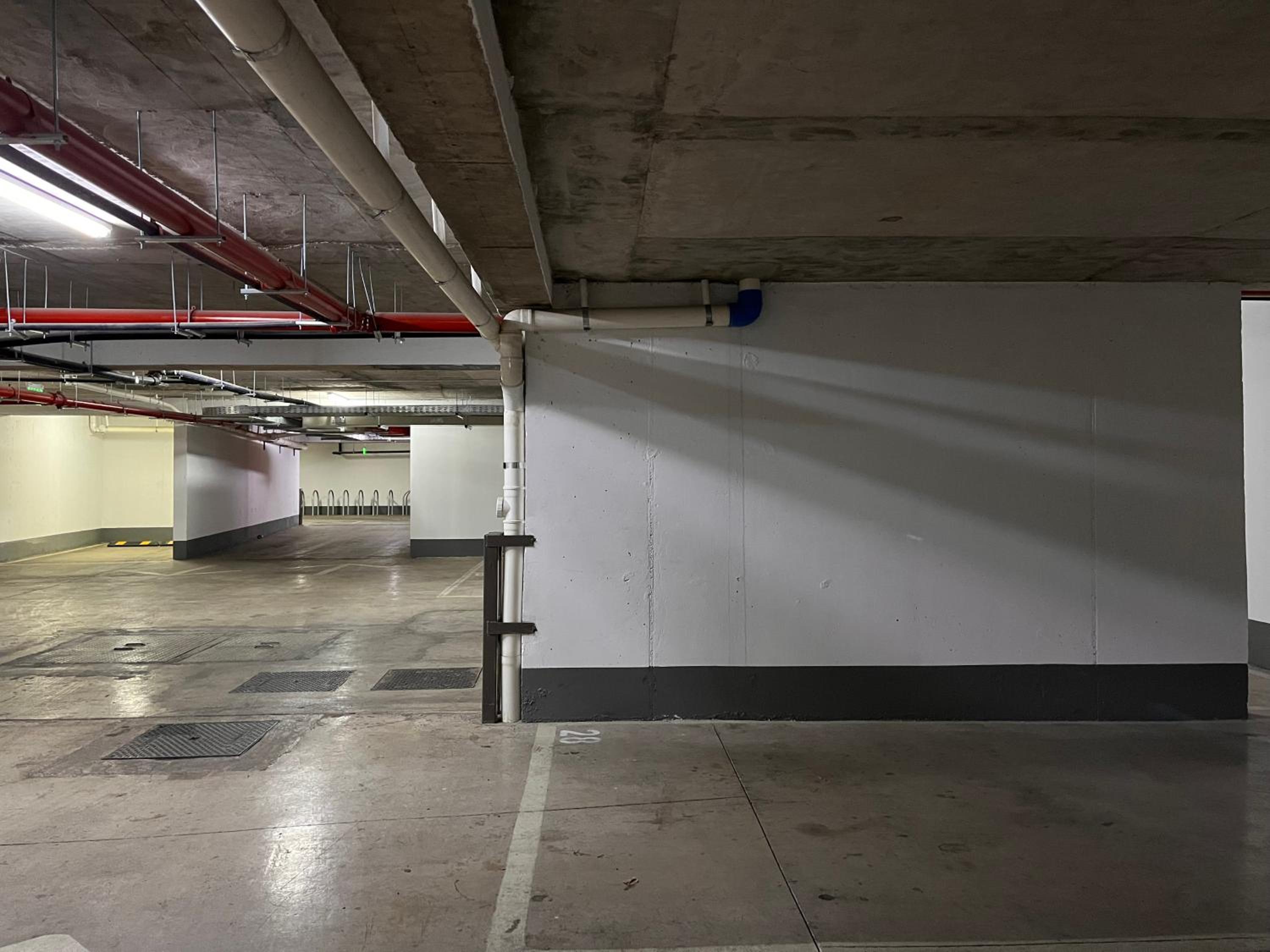 BUHO Urban Artistic Irarrazaval AC Parking