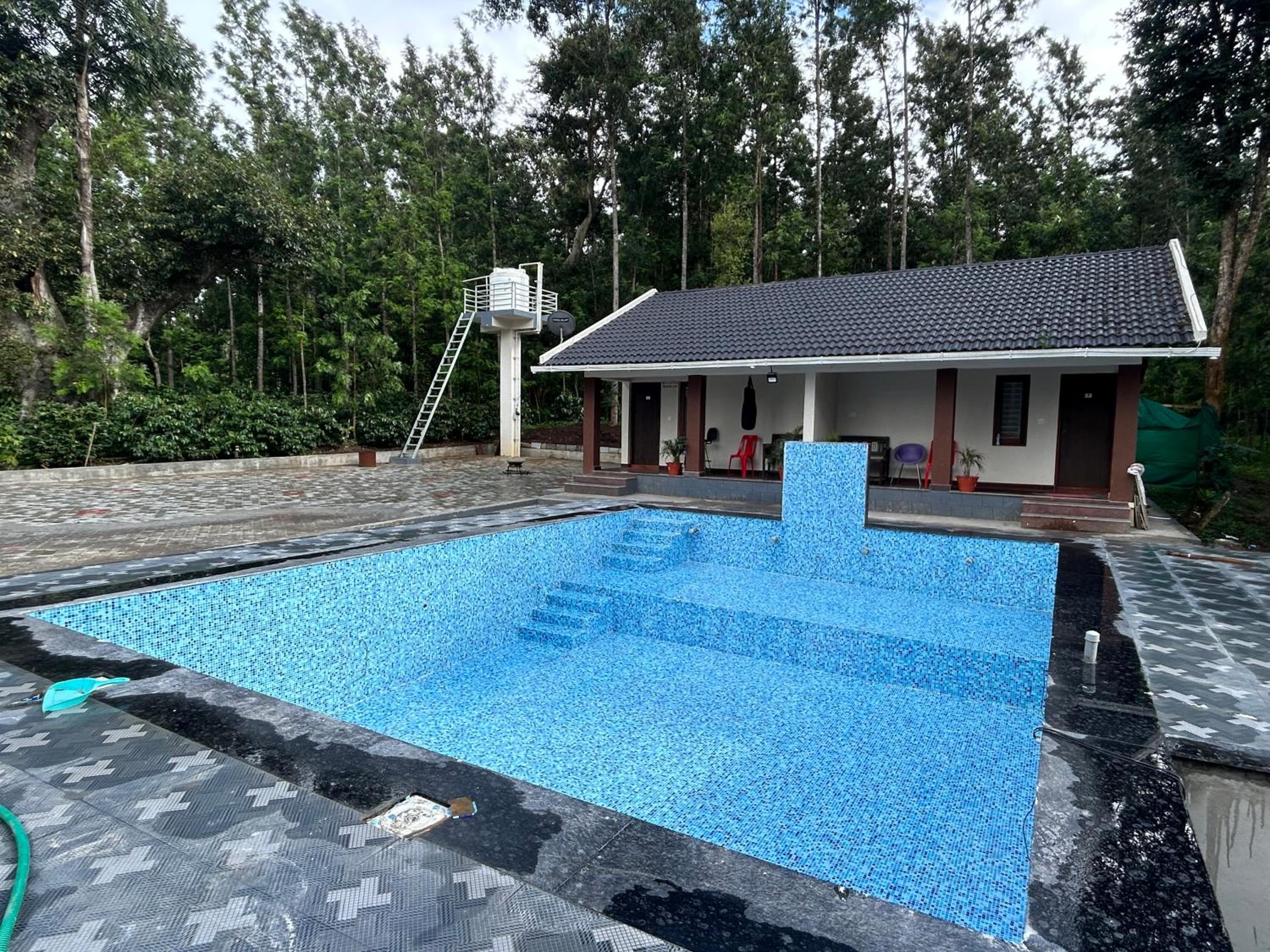 Silver S S Shadow Home Stay view 2