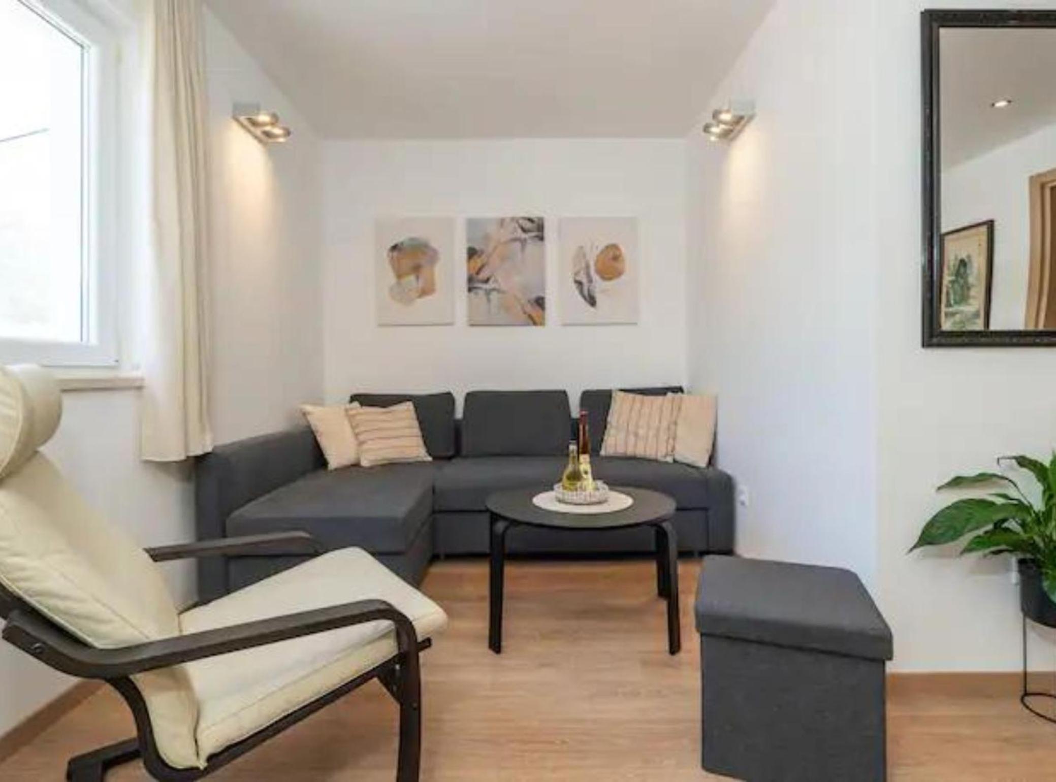 Apartment Tomic