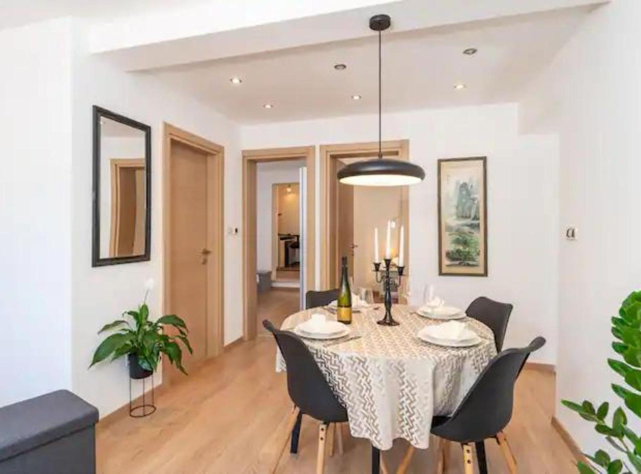 Apartment Tomic