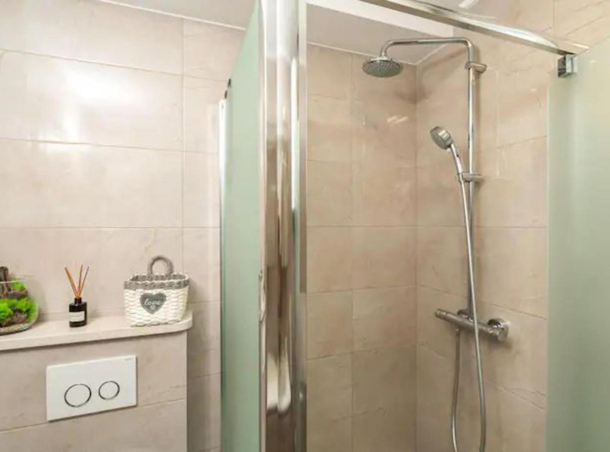Apartment Tomic