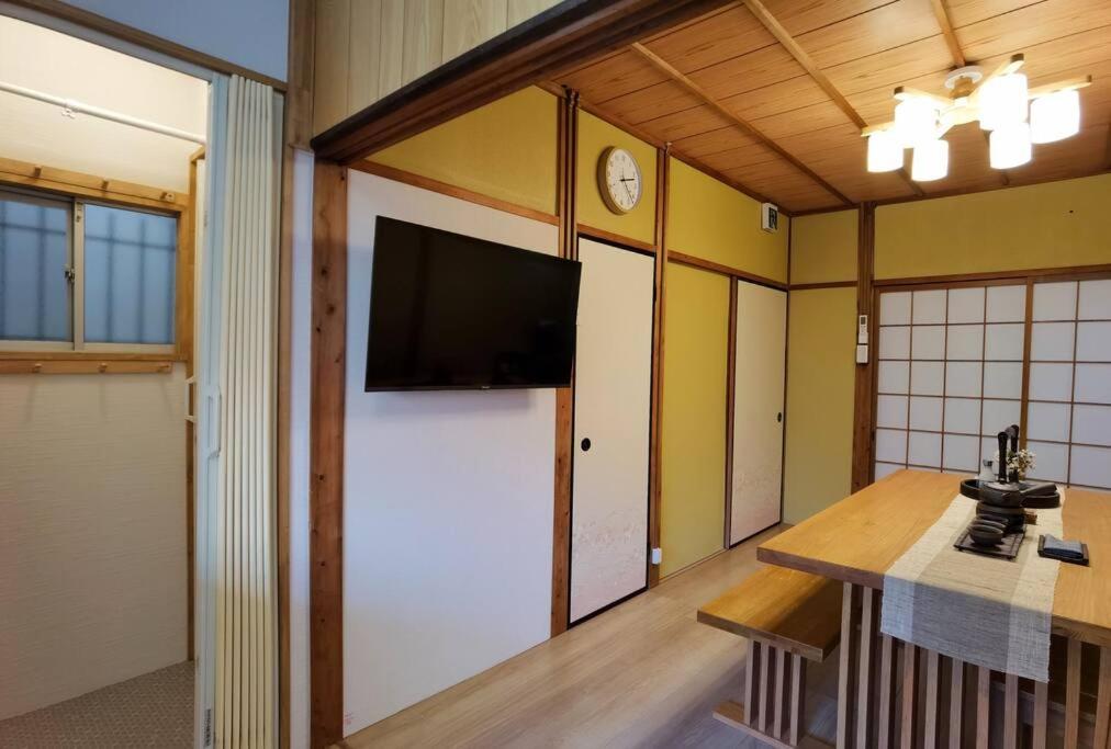 Detached house near JR & METRO Tennoji Station,