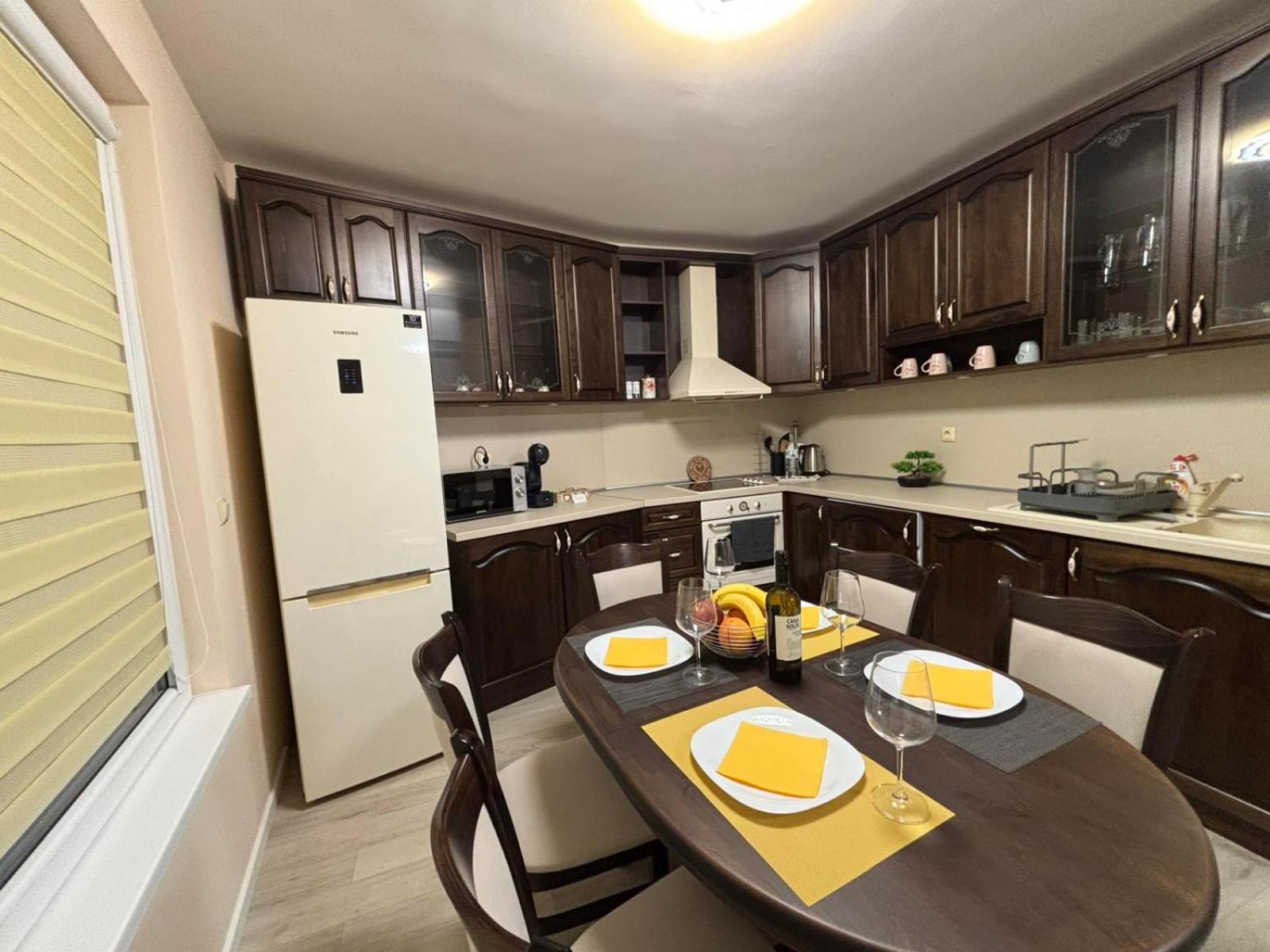 GRAND APARTMENT BOGORIDI - top center near to sea and sea garden